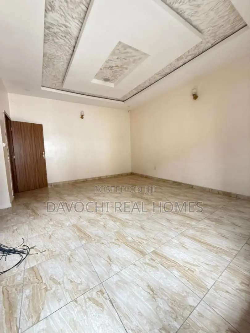 Studio Apartment in Agungi for rent