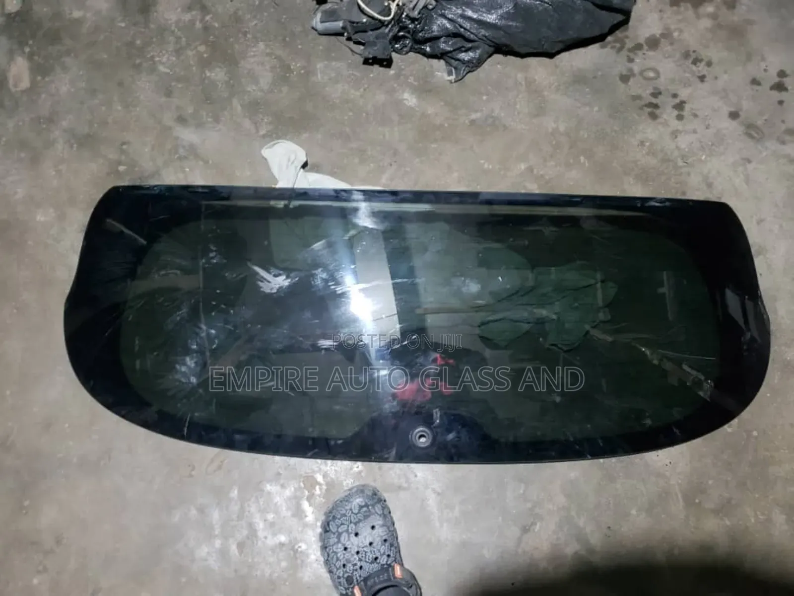 Back Windscreen for Nissan Jx-35 or Qx-60 2018 Model Available Now