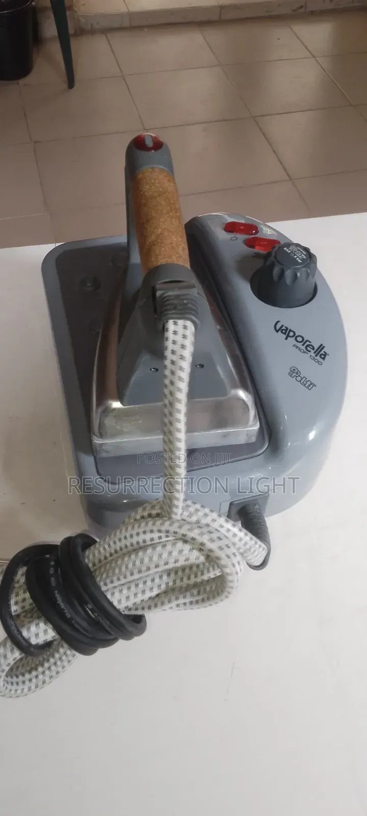 Top Quality Vaporella Steam Iron in Perfect Conditions No Headaches