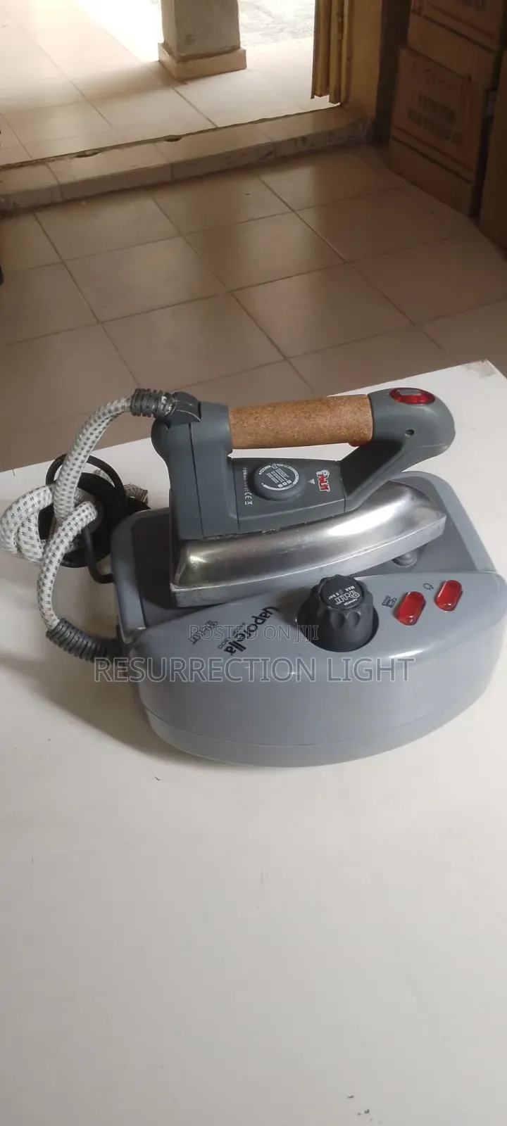 Top Quality Vaporella Steam Iron in Perfect Conditions No Headaches