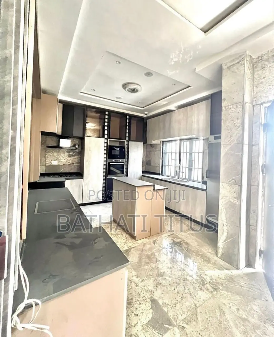6bdrm Duplex in Guzape District for sale