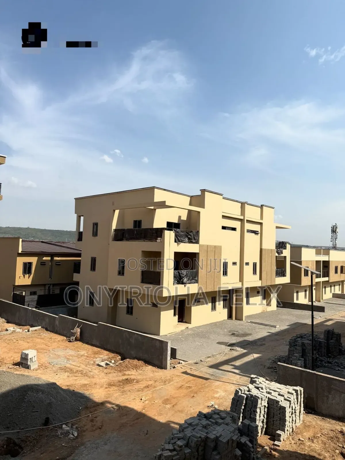 6bdrm Duplex In Apo Dutse For Sale