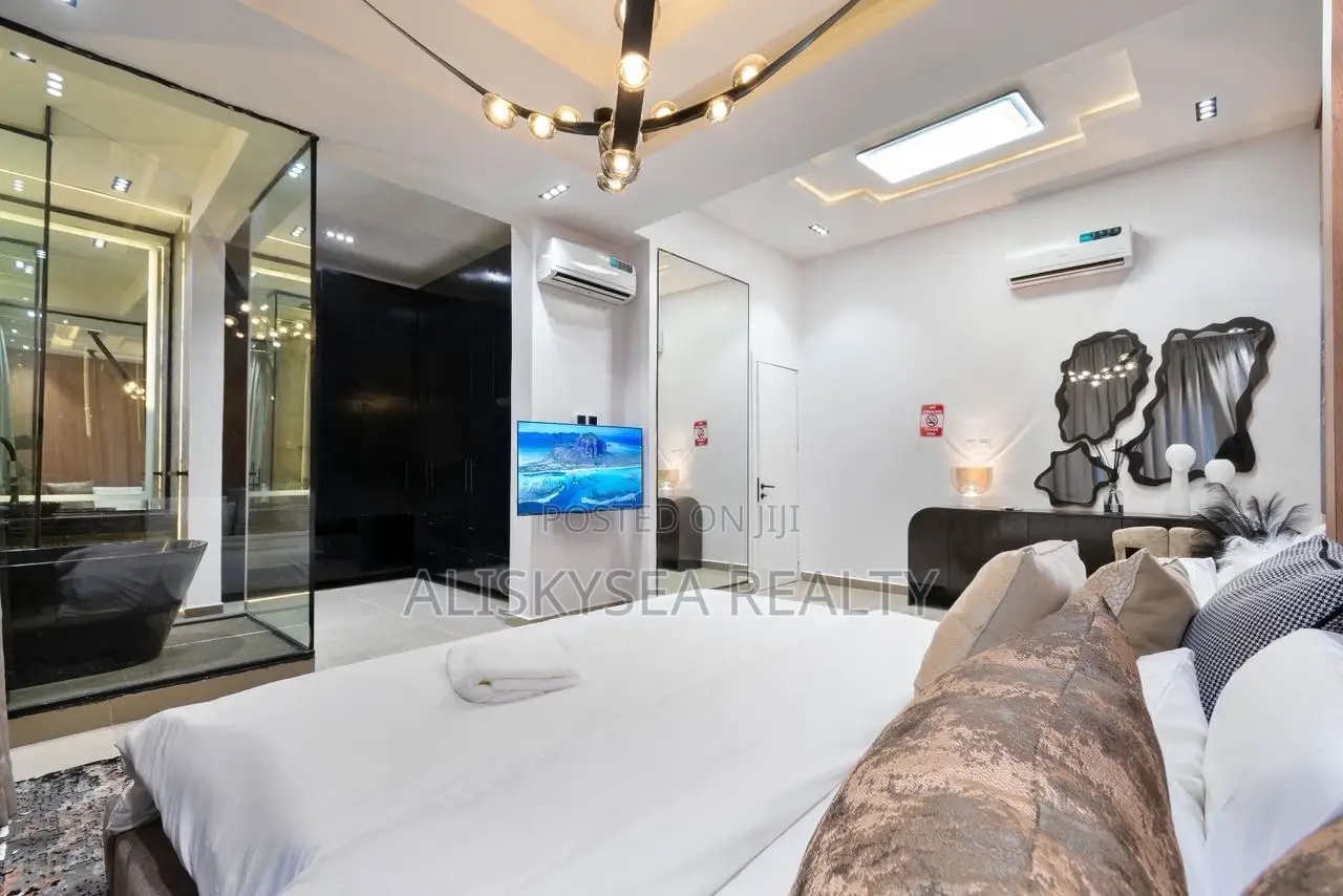 Luxury 2bedroom in Lekki
