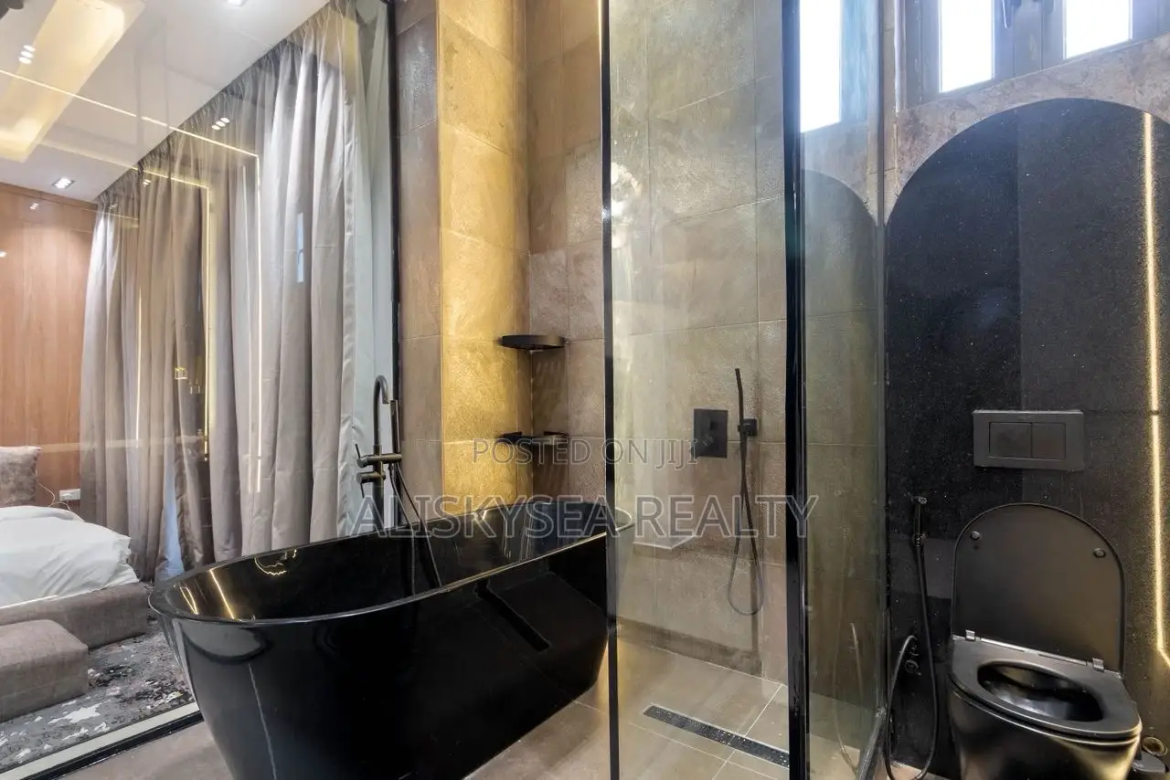 Luxury 4bedroom Apartment in Lekki Phase 1