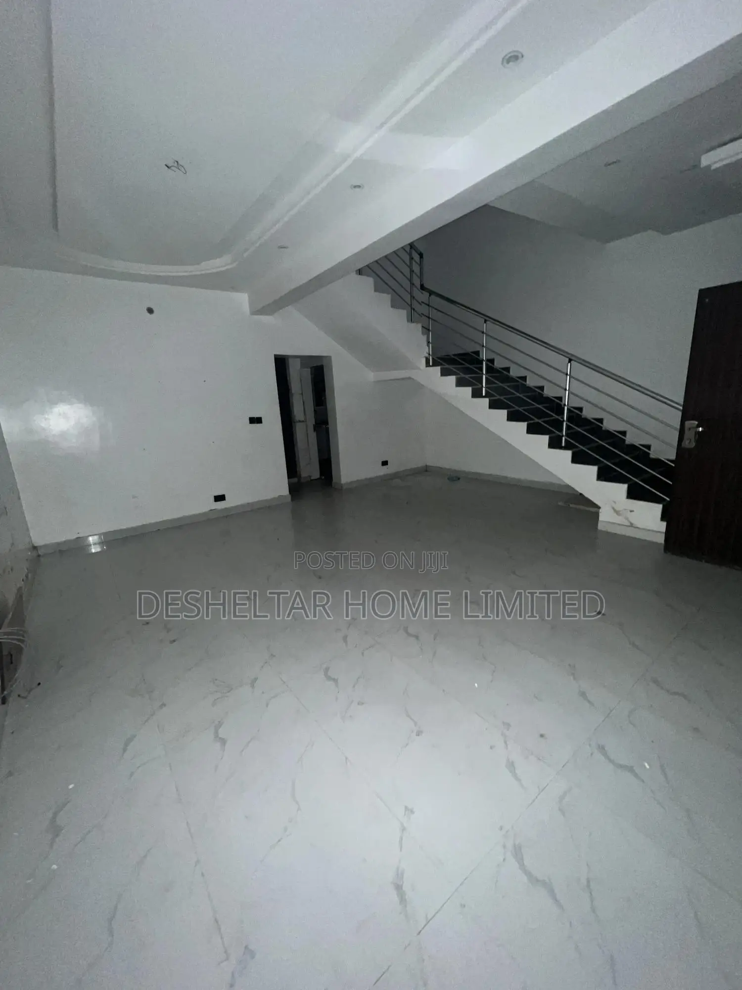3bdrm Duplex in Cyberville Estate, Ikate for rent