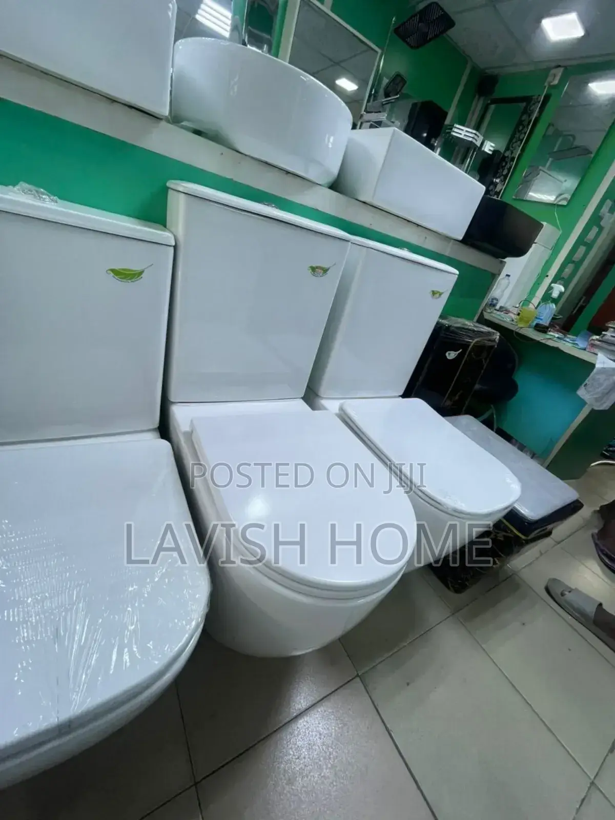 Extra Height Toilets Seat With Basin and Pedestal