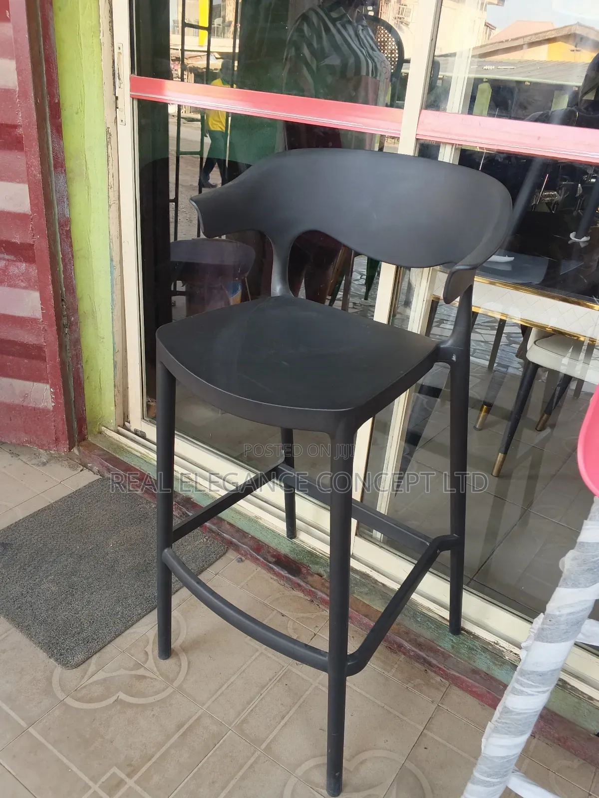 Bar Chair S at Affordable Prices