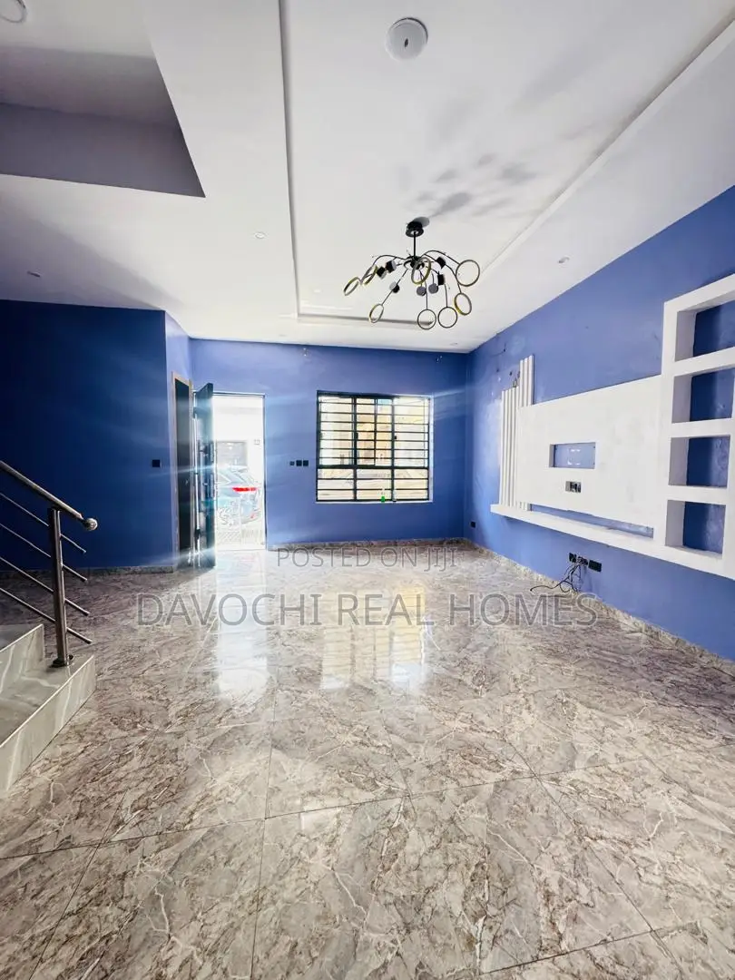 4bdrm Duplex in General Paint, Abraham Adesanya Estate for rent