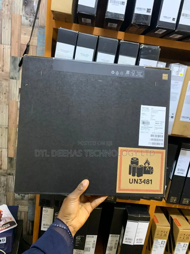 New Laptop Dell Pro Plus 14 32GB Intel SSD 1T