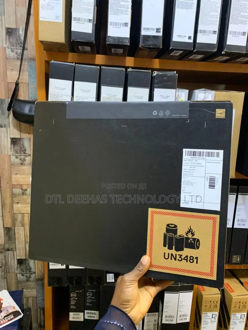 New Laptop Dell Latitude 7440 32GB Intel Core I7 SSD 512GB