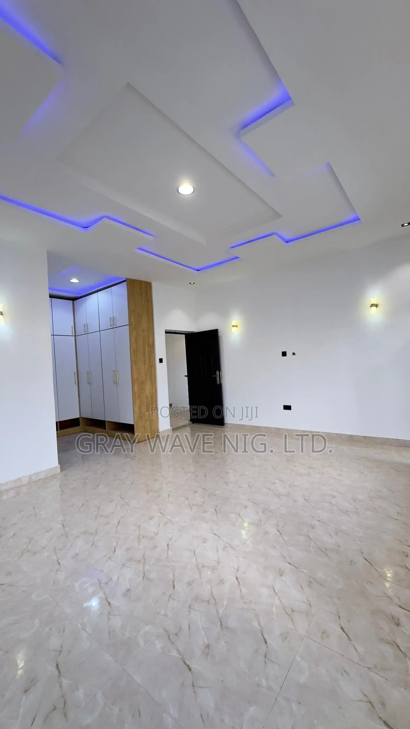 4bdrm Duplex in Sabon Lugbe for sale