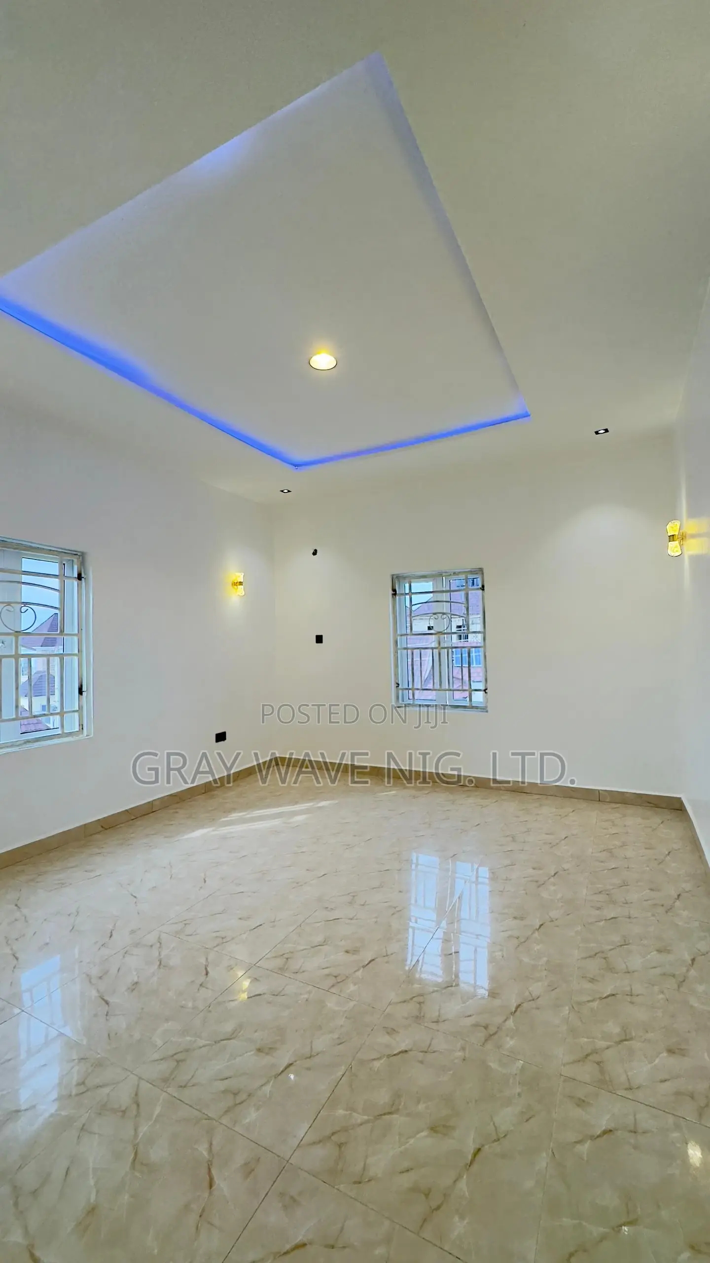 4bdrm Duplex in Sabon Lugbe for sale