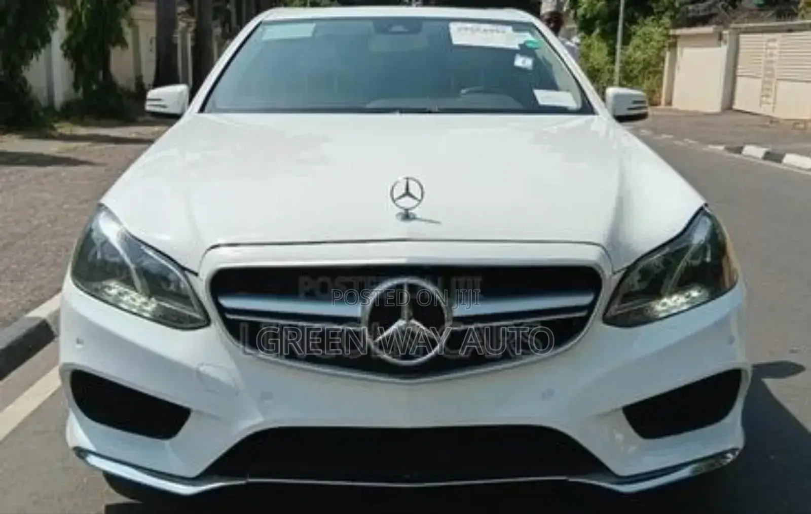 Mercedes-Benz E350 Base 4Matic Sedan AWD (3.5L 6cyl 7A) 2014 White
