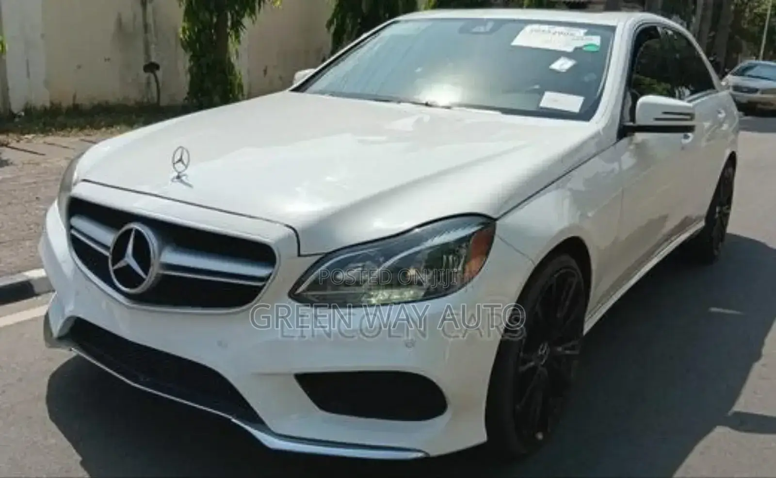 Mercedes-Benz E350 Base 4Matic Sedan AWD (3.5L 6cyl 7A) 2014 White