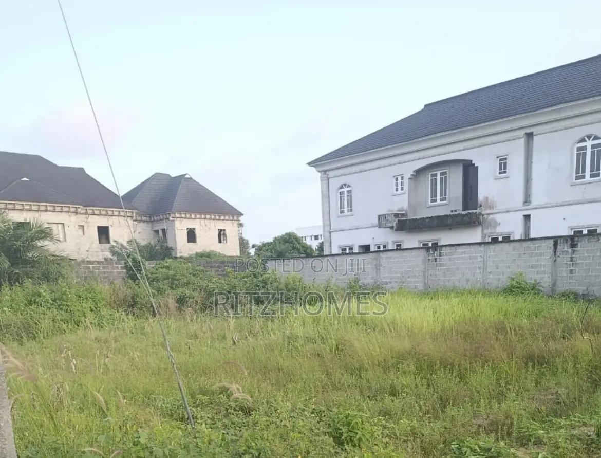400sqm Land