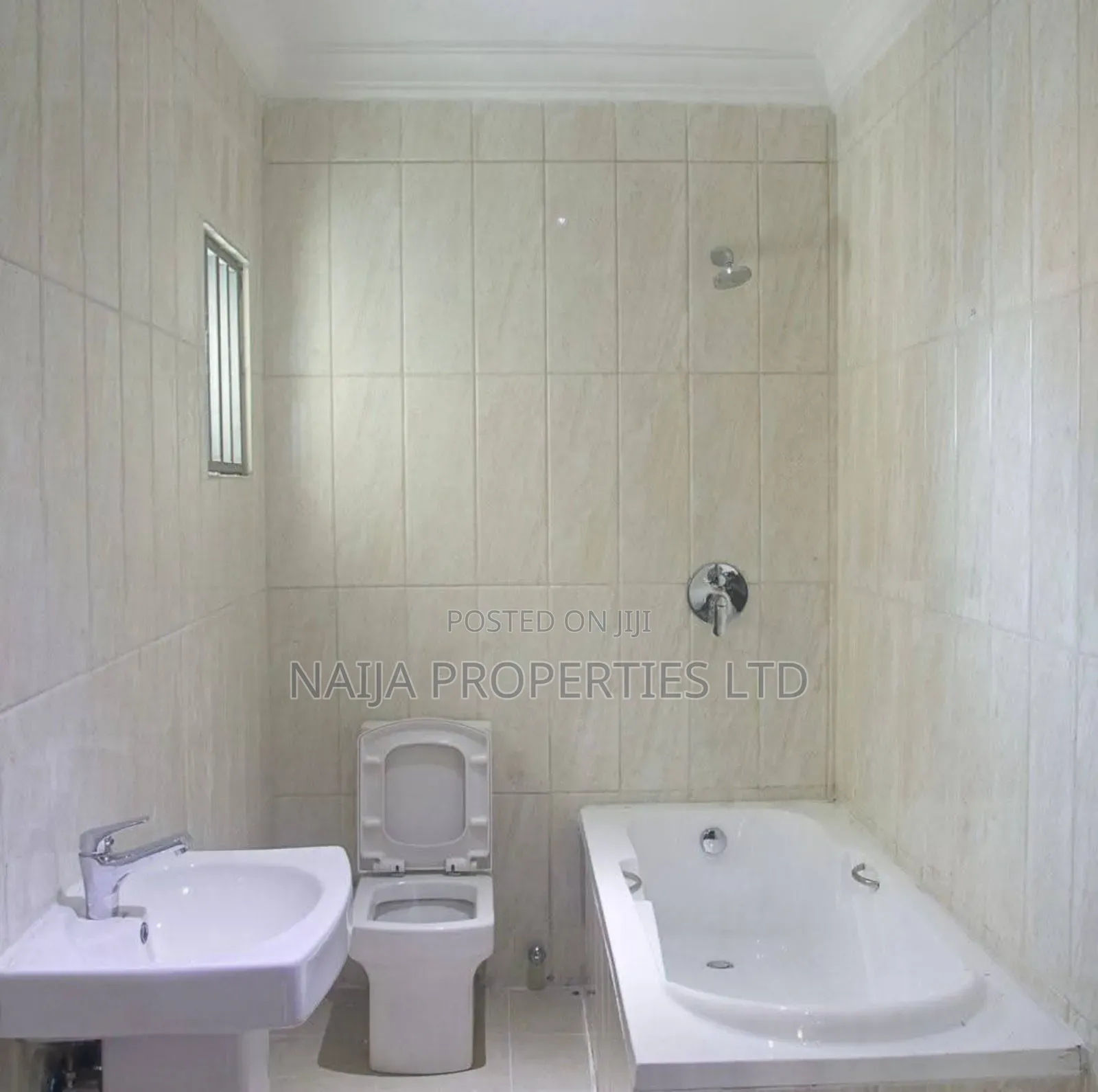 4bdrm Townhouse/Terrace in Osapa London, Lekki for sale
