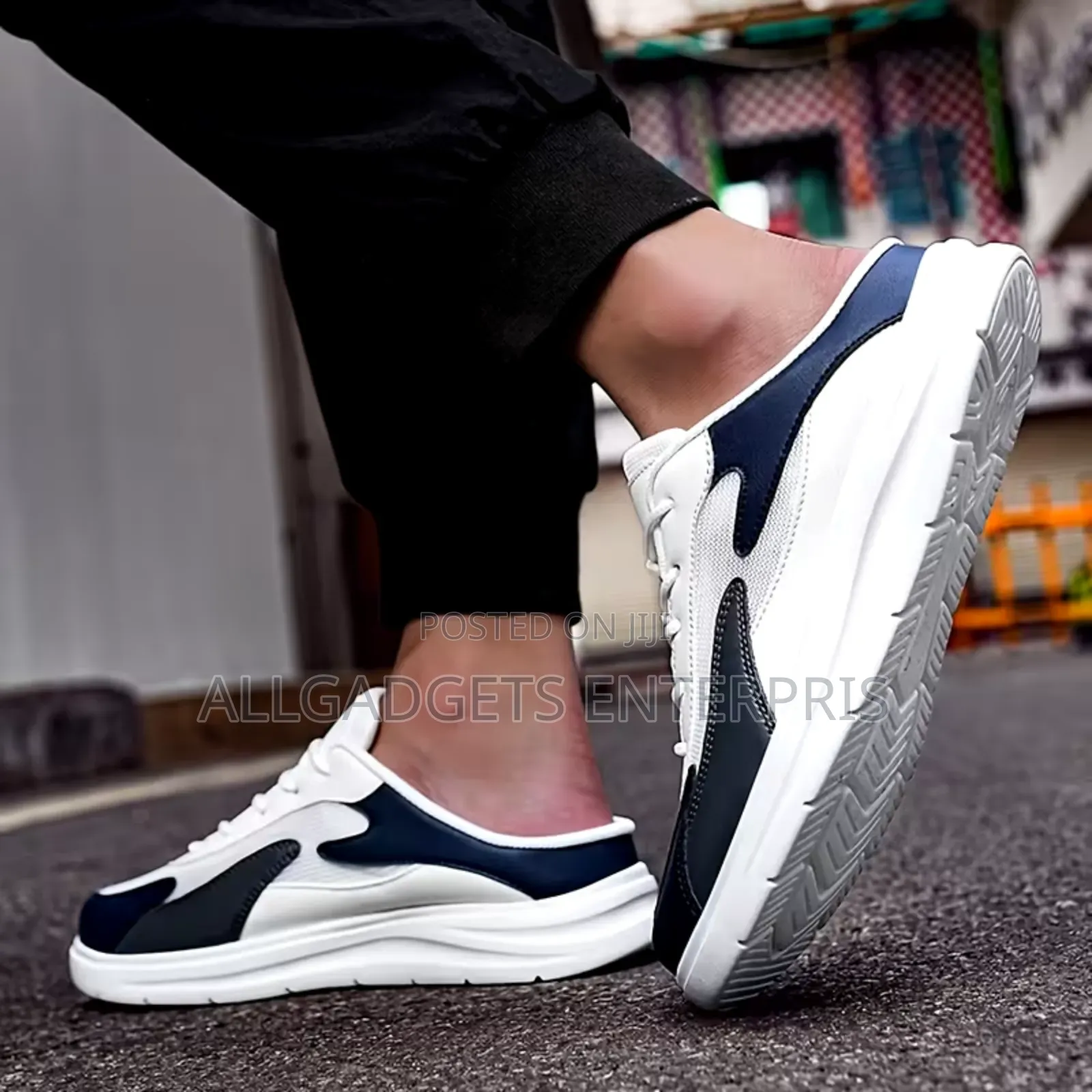 Ultra -Light Half-Slip Casual Sport Shoe