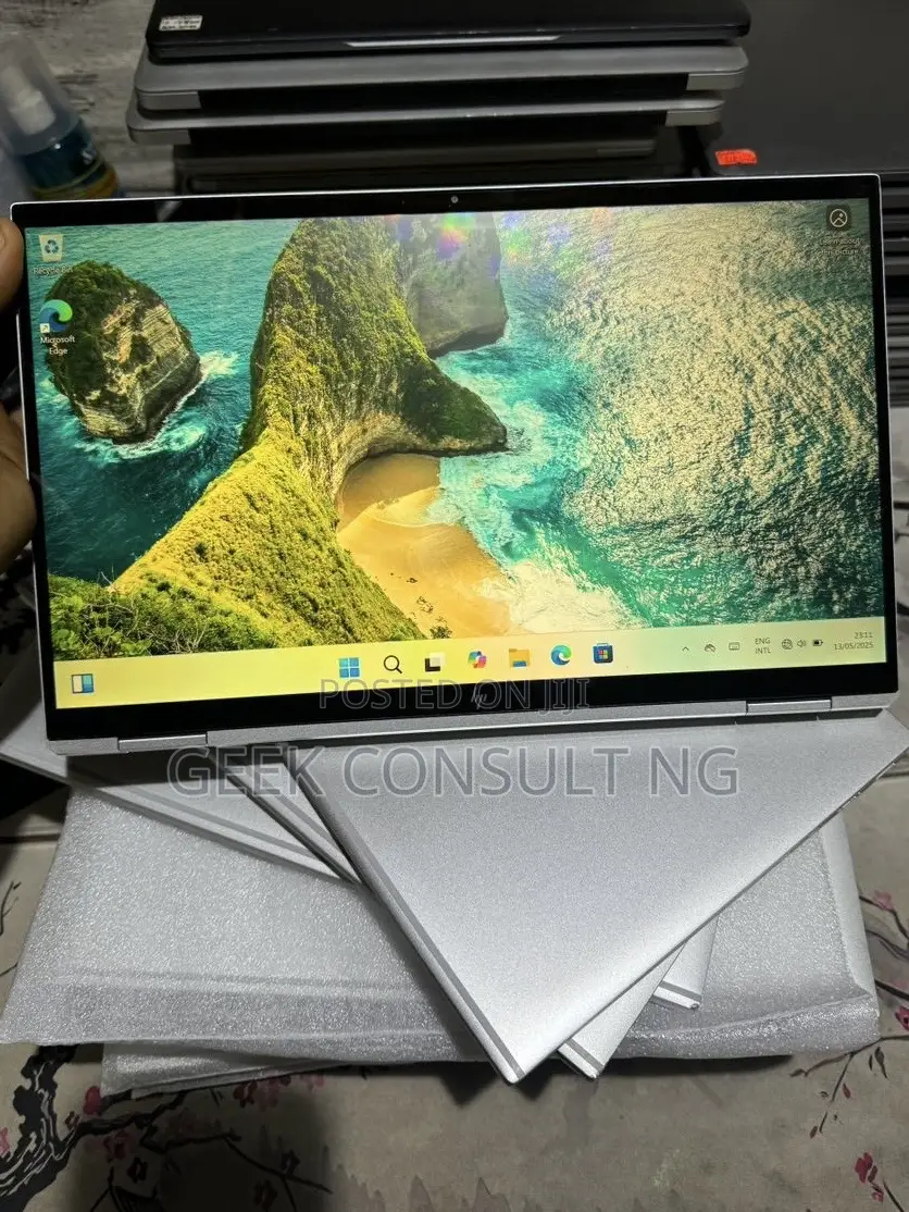 Laptop HP EliteBook 1040 G8 16GB Intel Core i7 SSD 512GB