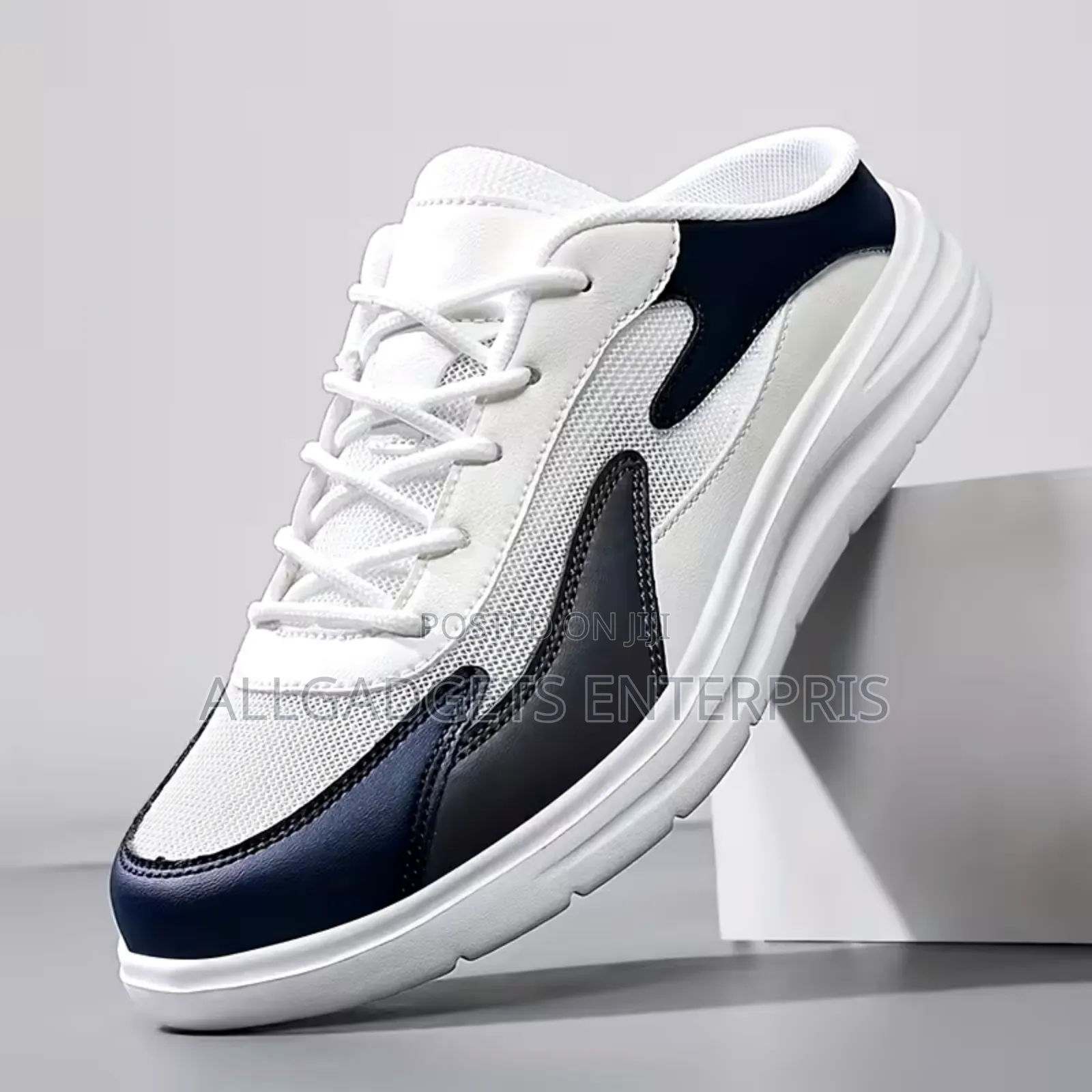 Ultra -Light Half-Slip Casual Sport Shoe