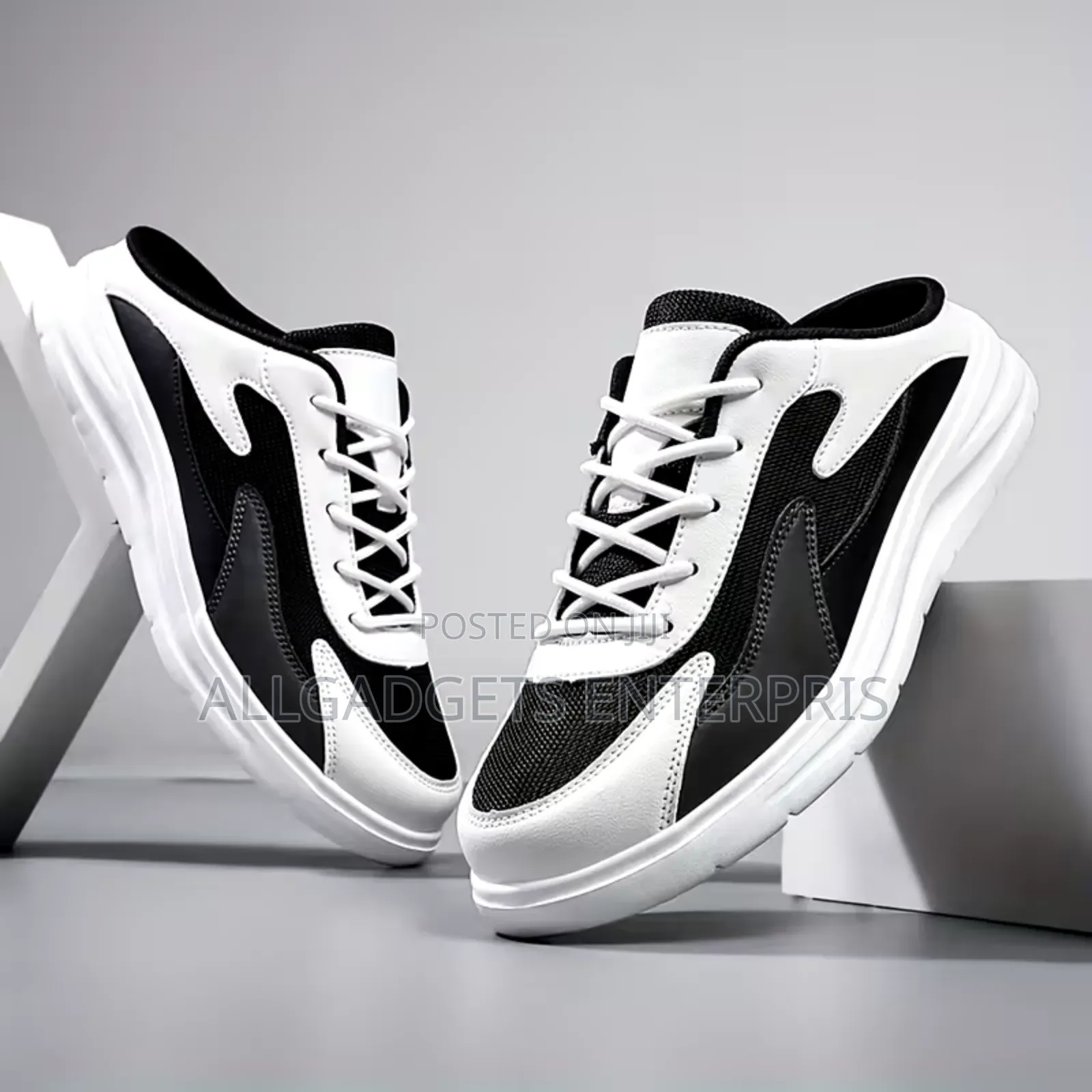 Ultra -Light Half-Slip Casual Sport Shoe