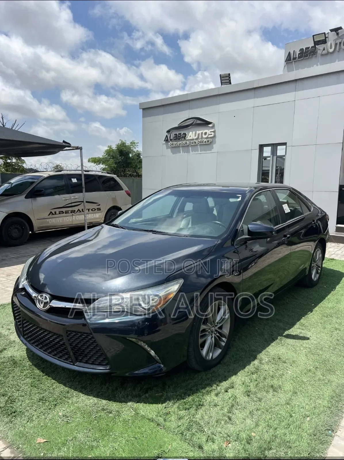 Toyota Camry SE 4dr Sedan (2.5L 4cyl 6A) 2016 Black