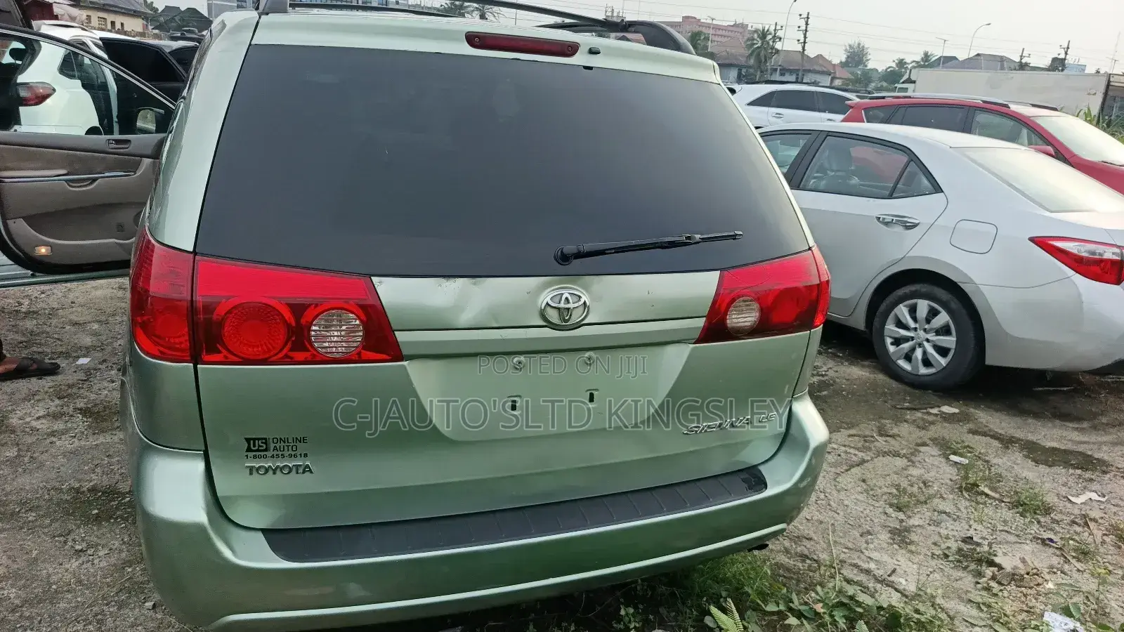 Toyota Sienna LE 2009 Green