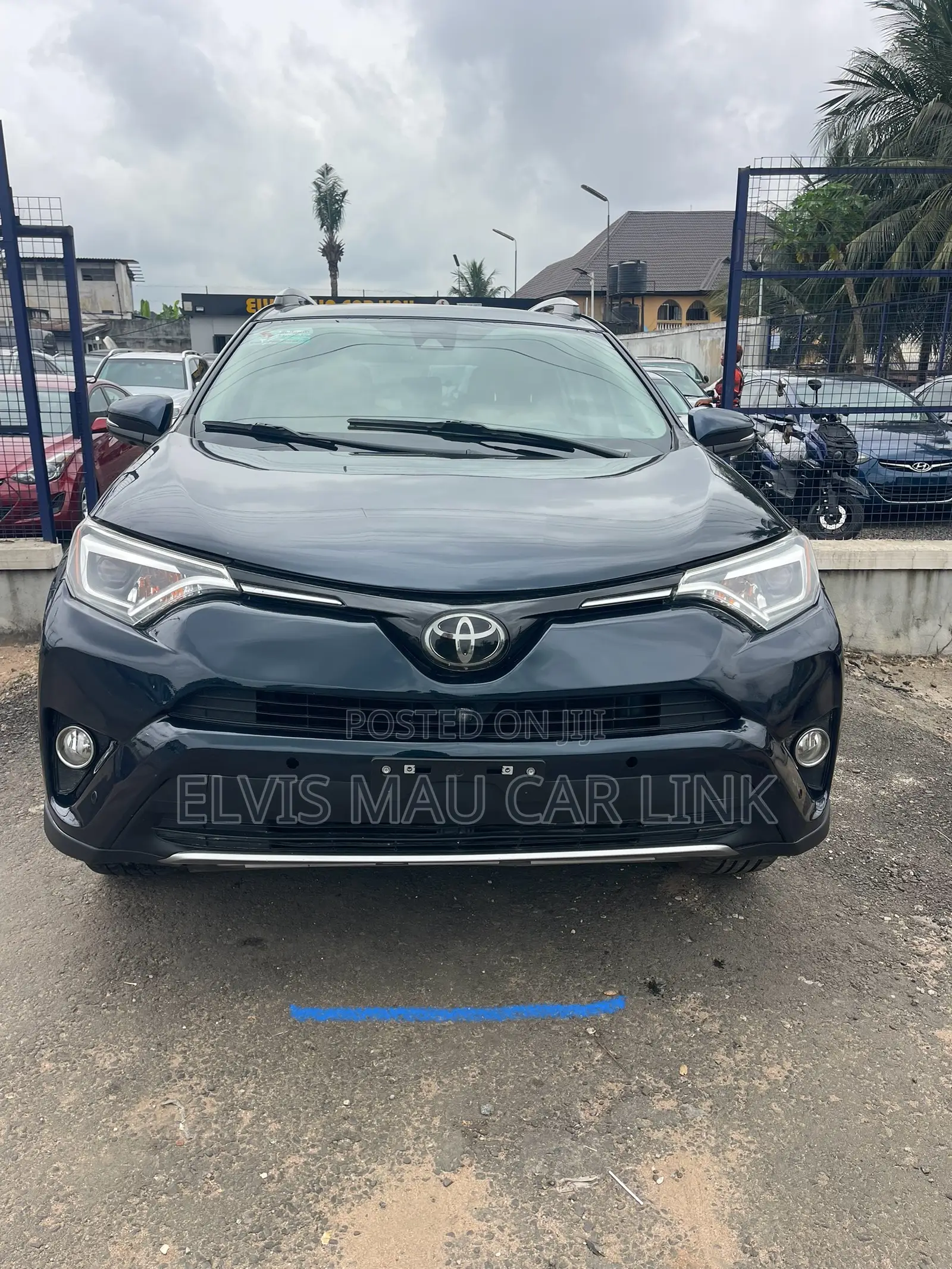 Toyota RAV4 Limited 4dr SUV AWD (2.5L 4cyl 6A) 2018 Blue