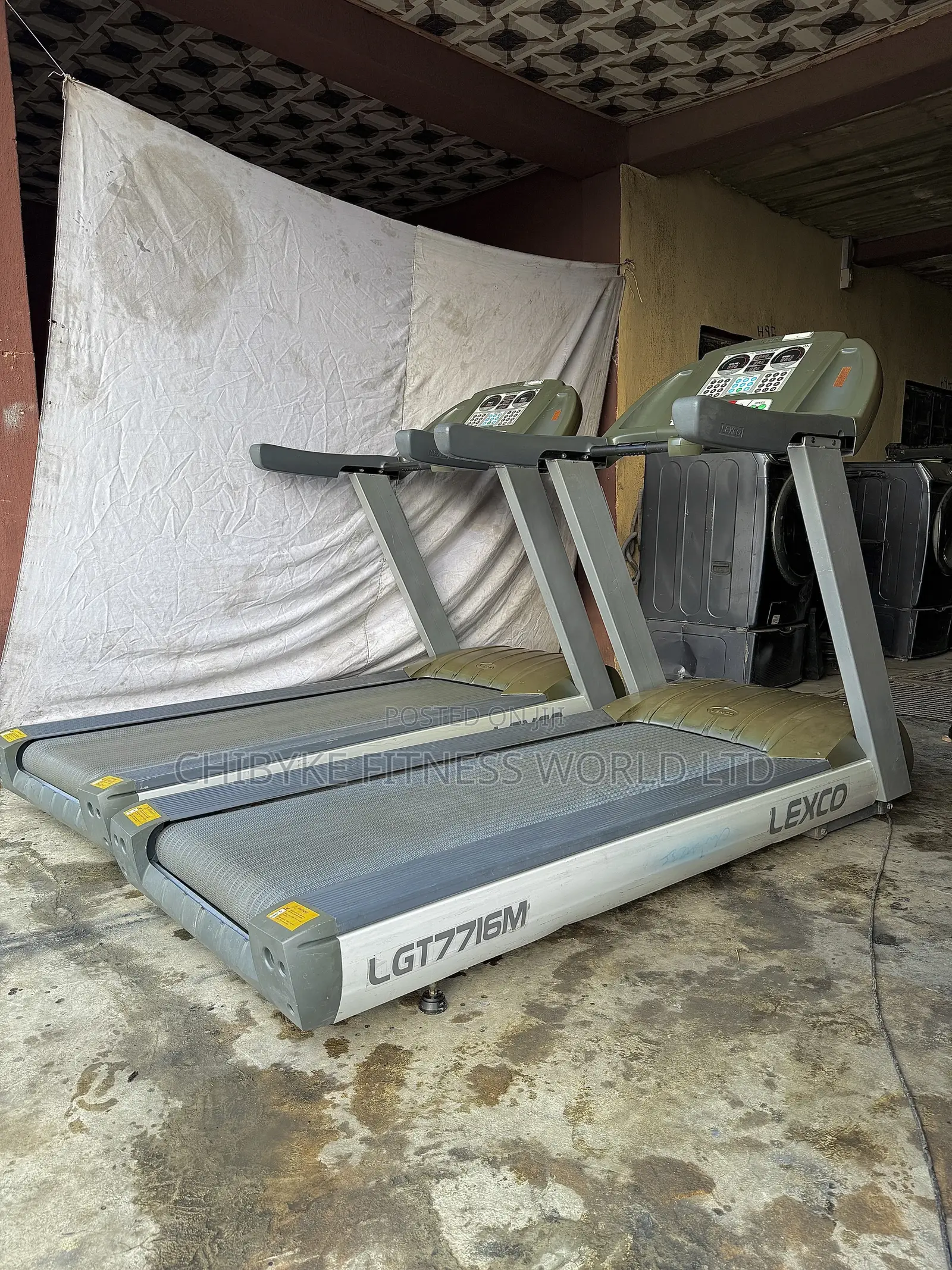 9hp Lexco Commercial Inverter Motor Treadmill With Auto Incline