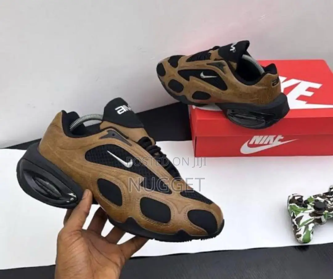 Nike Air Max Muse Se Shoes in a Brown and Black Colorway. Sneakers