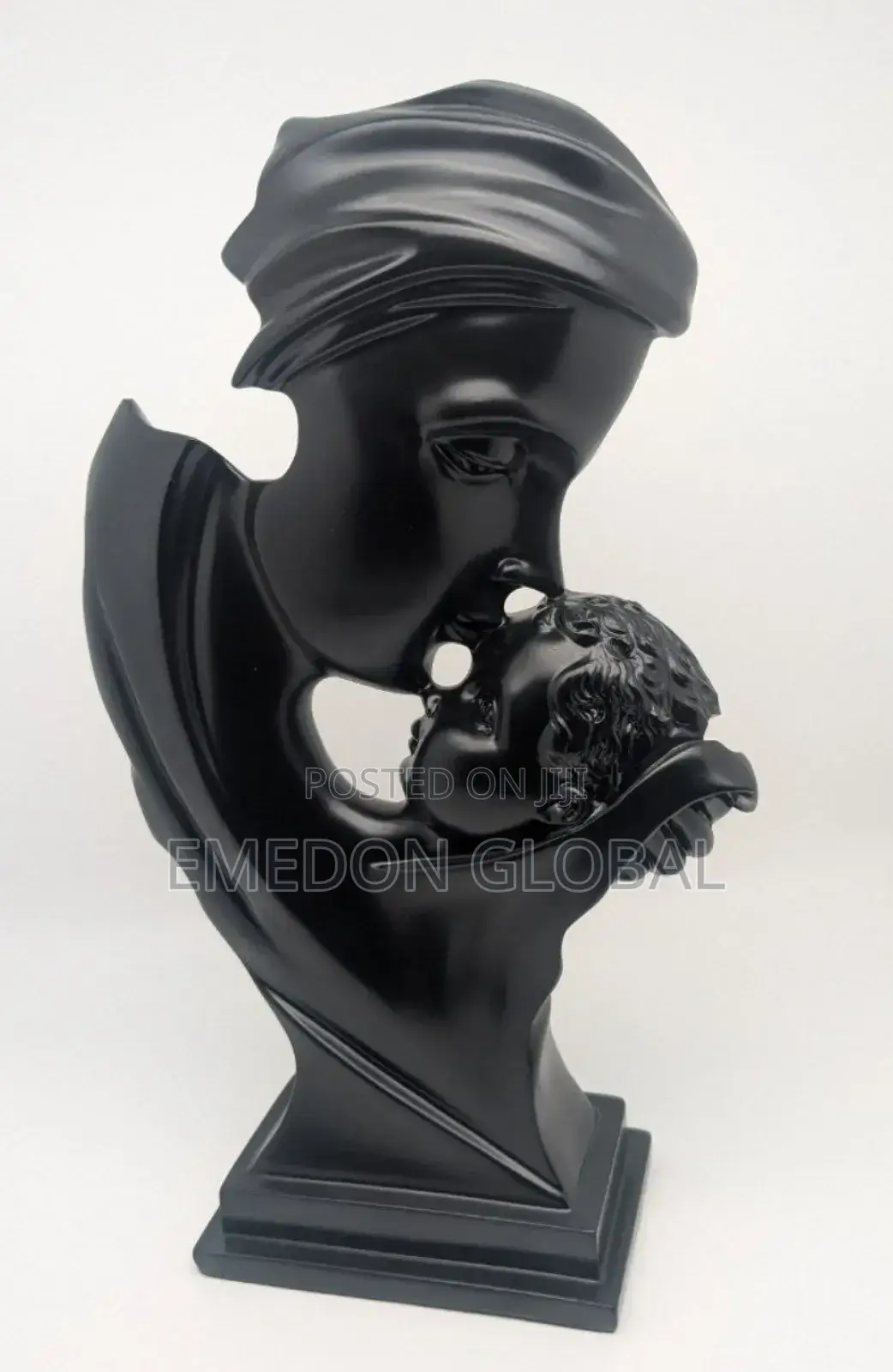 Mother and Child Bond Statue