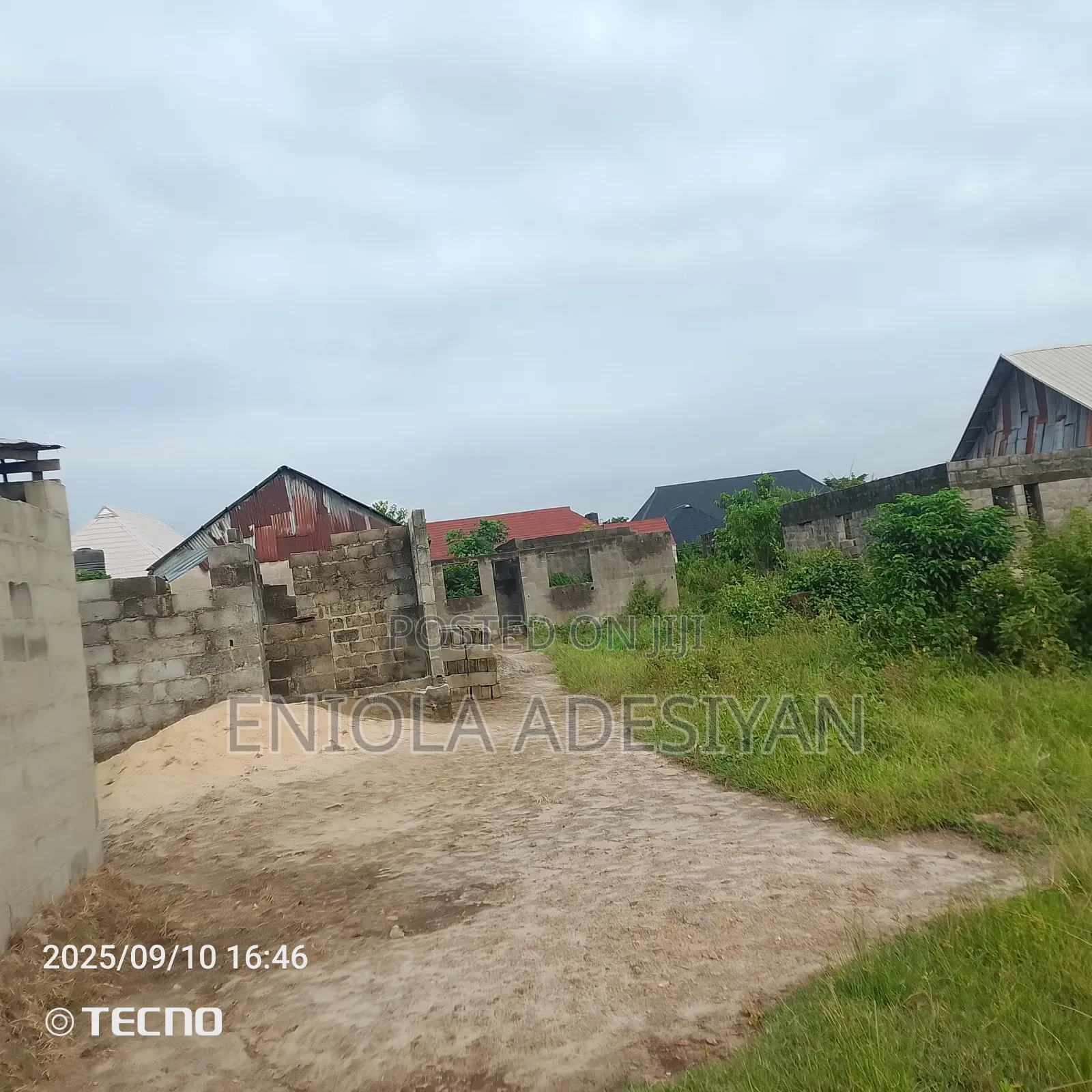 2bdrm Bungalow in Dangote Estate, Igbogbo for sale