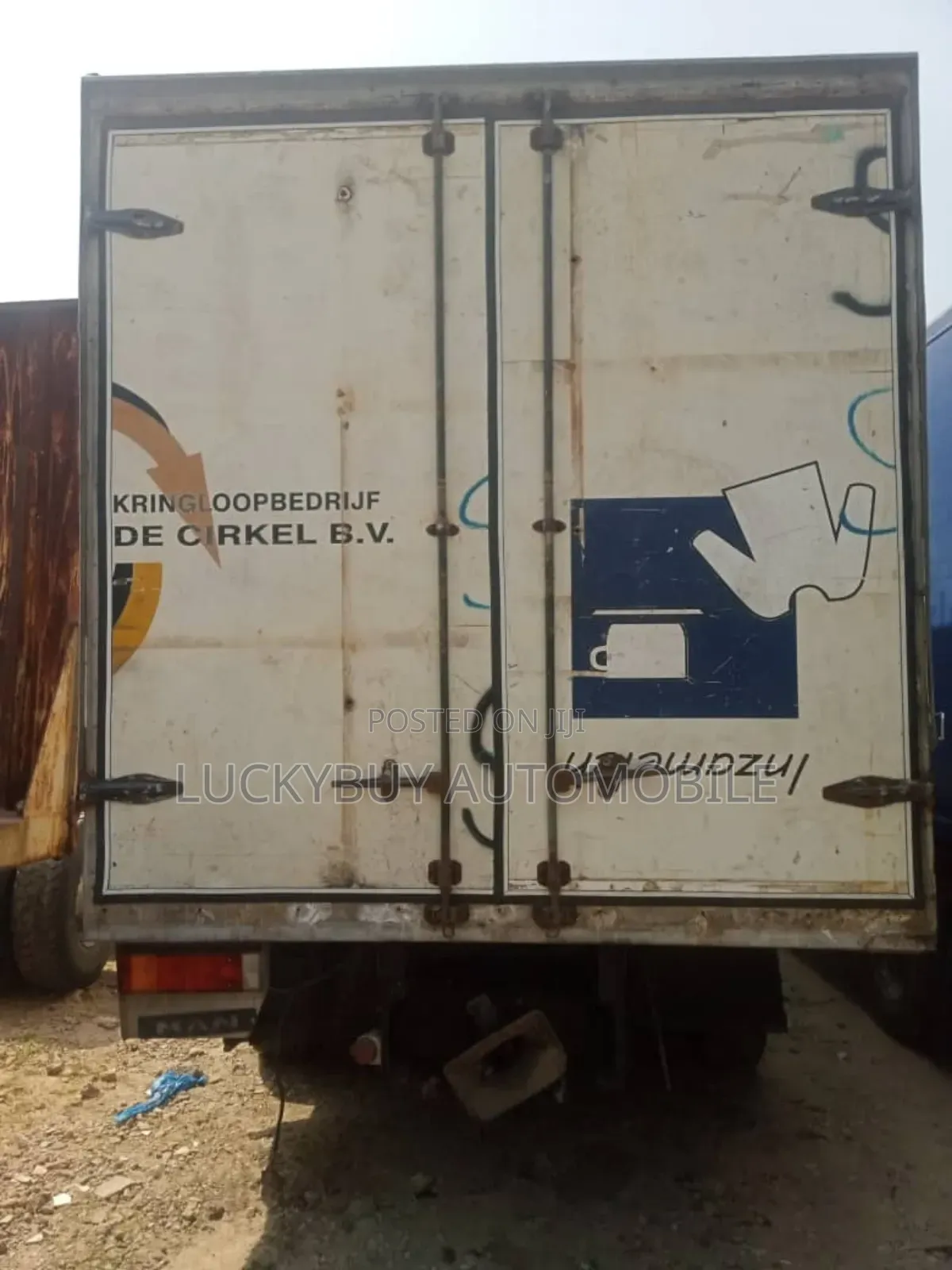 Man Diesel 6 Tires Container Body