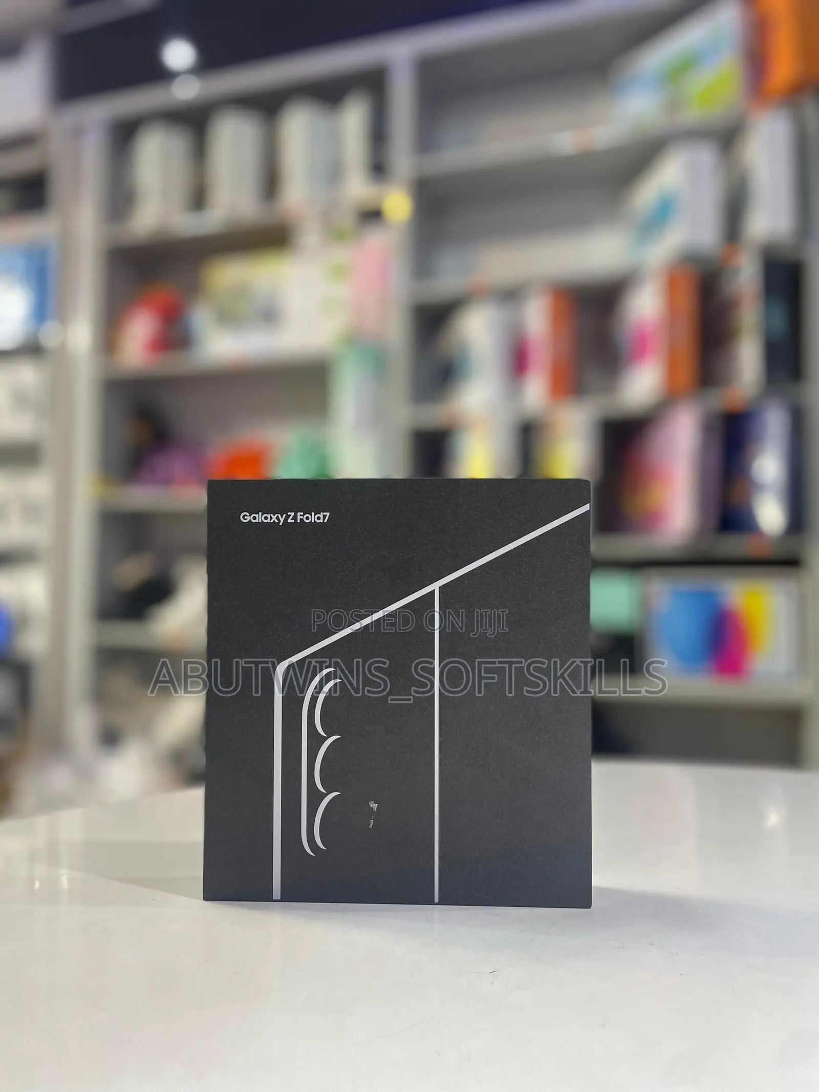 New Samsung Galaxy Fold 512 GB Black