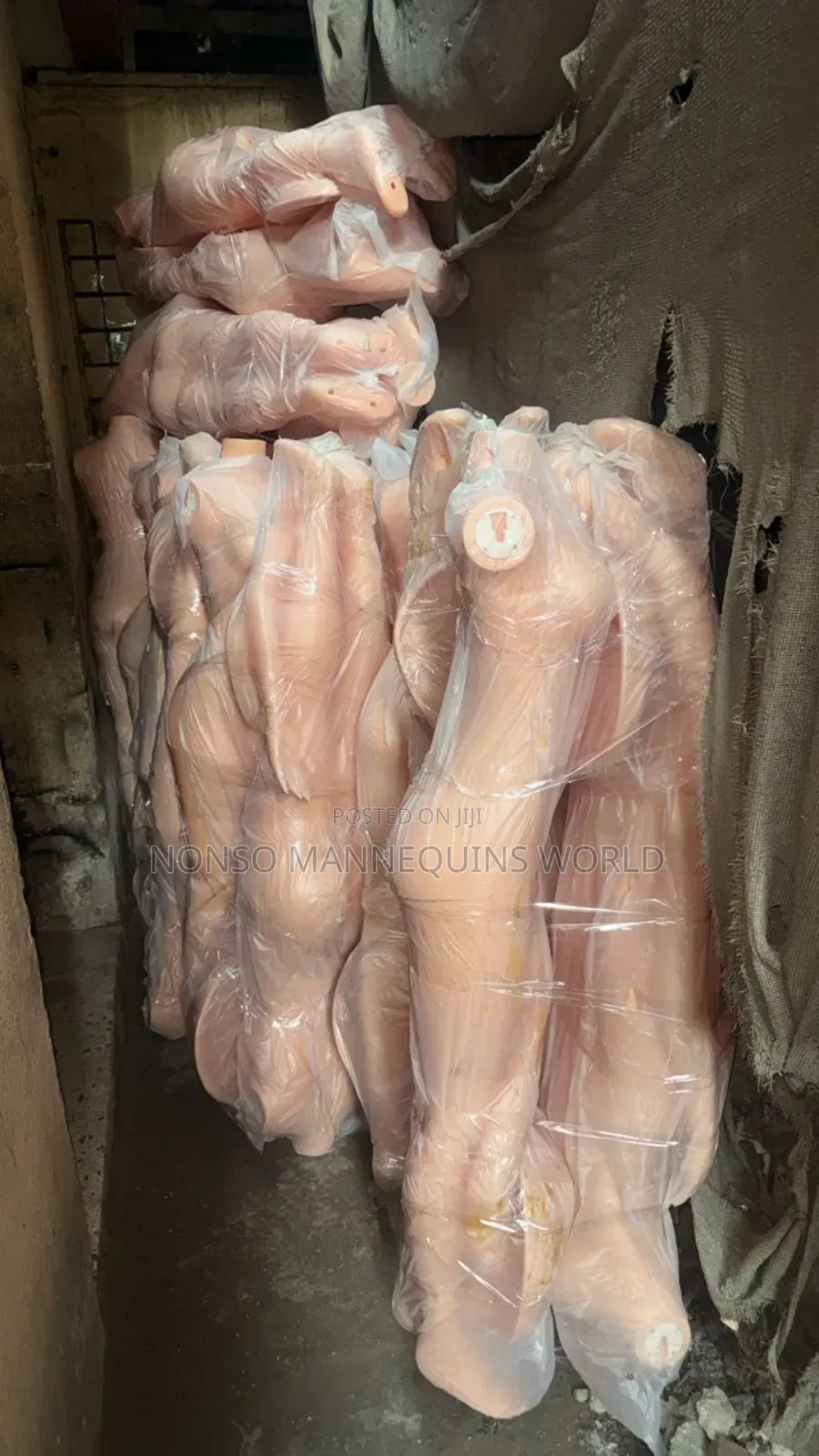 Size 10 Female Plastic Headless Display Mannequin