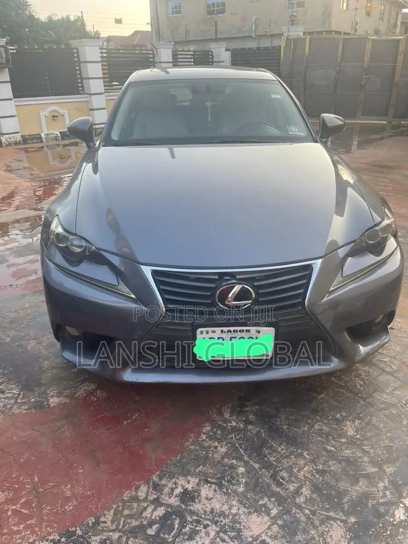 Lexus IS 250 4WD 2014 Gray