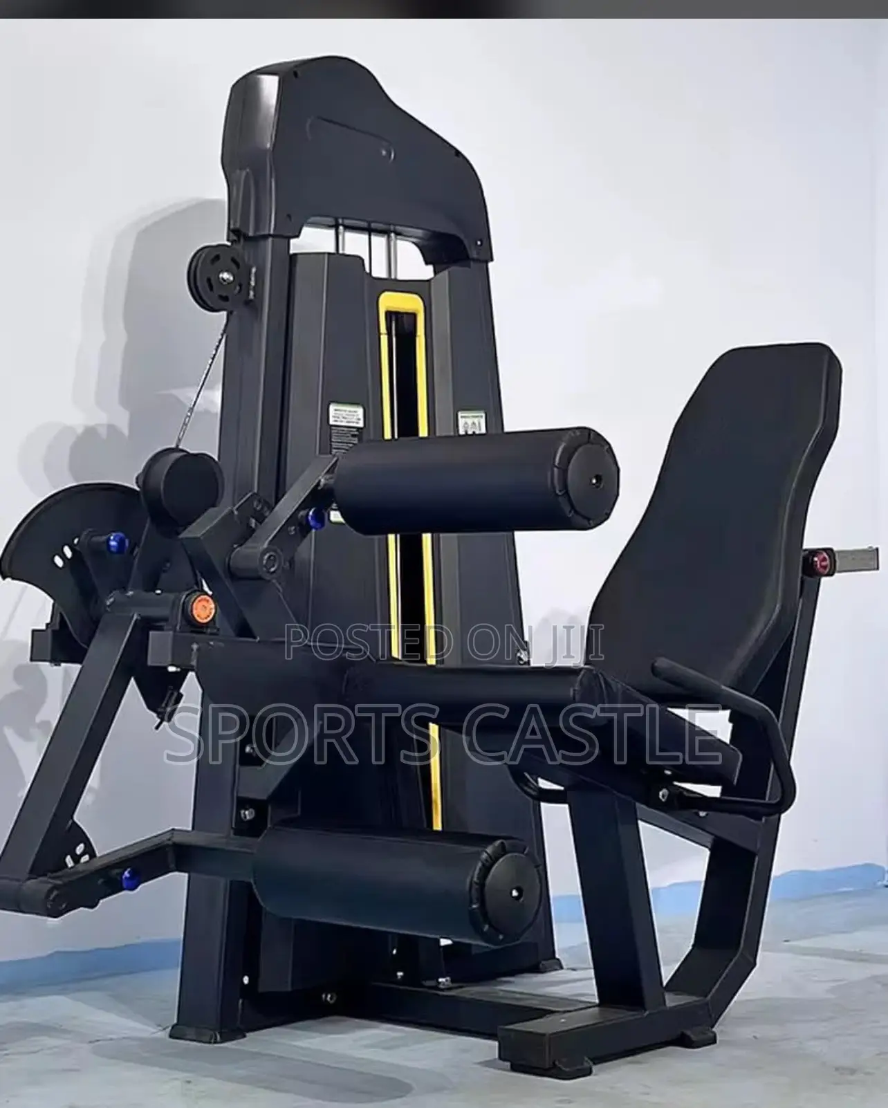 Commercial Seated Leg Extension + Leg Curl Machine (2in1)