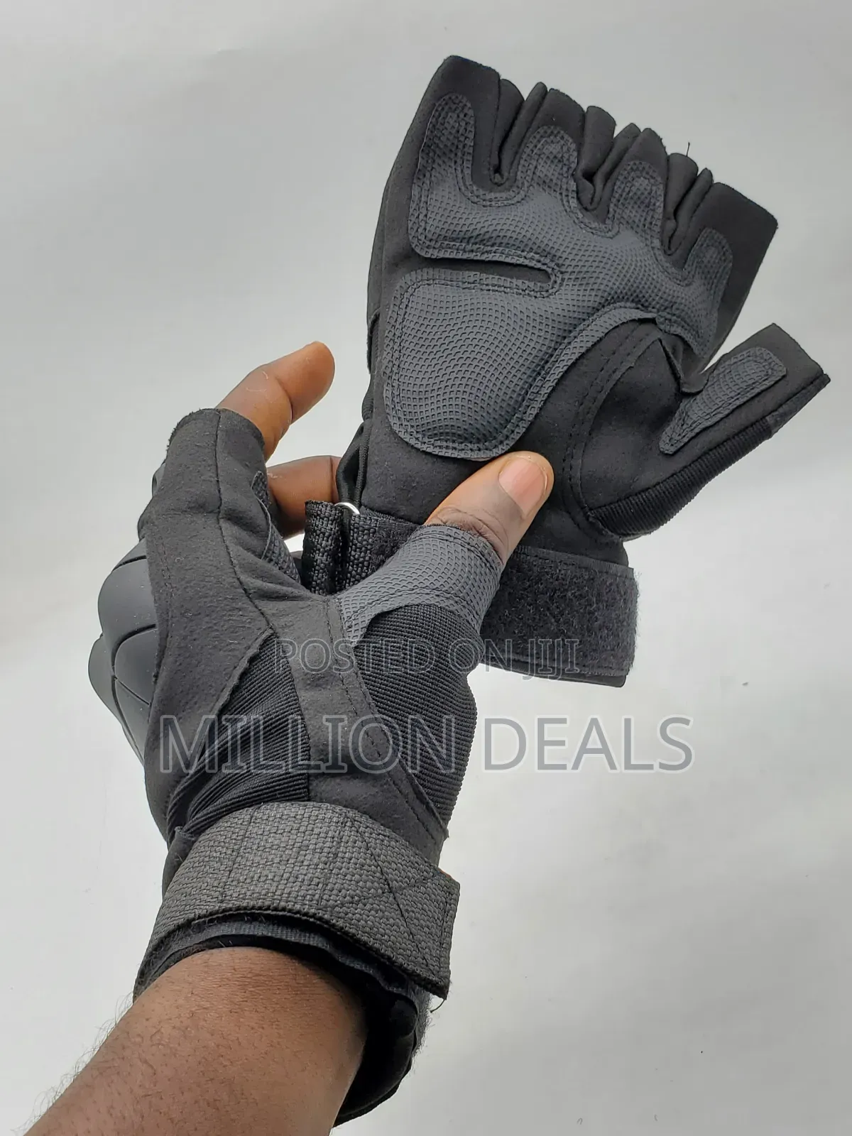 Stylish Sport Gym Biker Rip Cut Men's Gloves