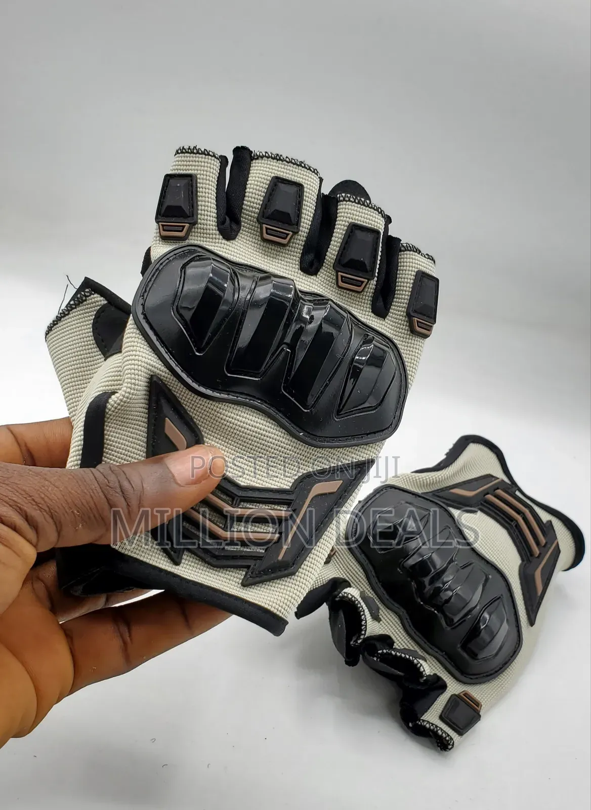 Luxury Biker Stylish Gym Classic Gloves