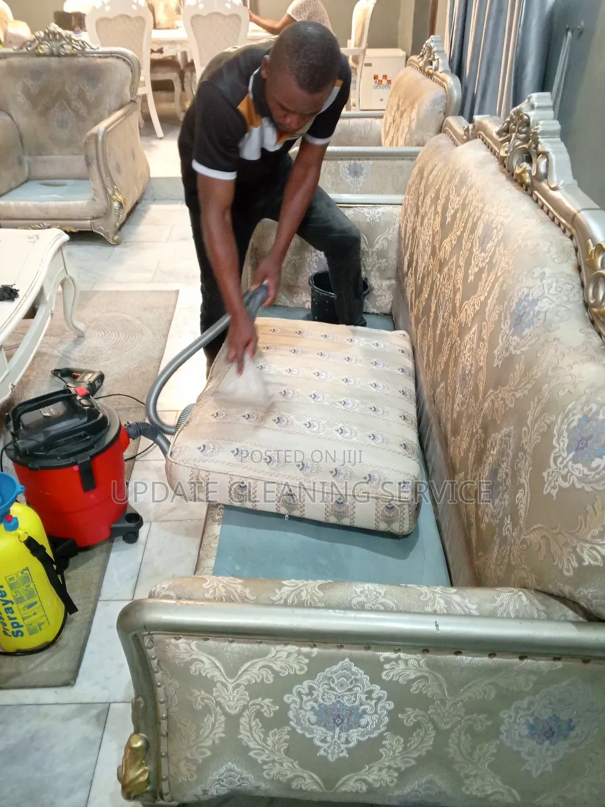 Upholstery Mattress Cleaning —Deep Washing Shampoo Stain Removal