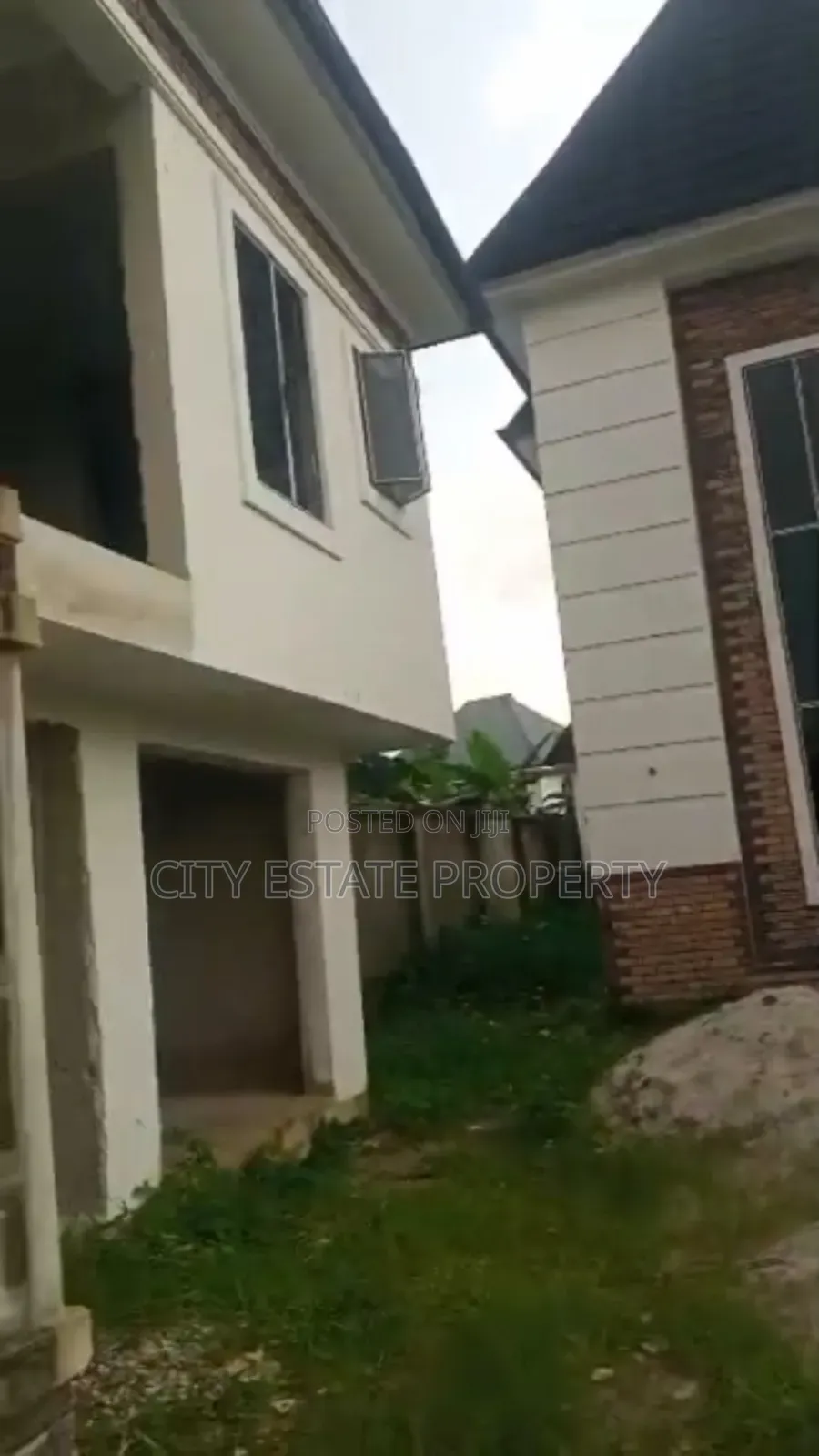 Furnished 4bdrm Duplex in Shell Corp. Estate, Port-Harcourt for sale