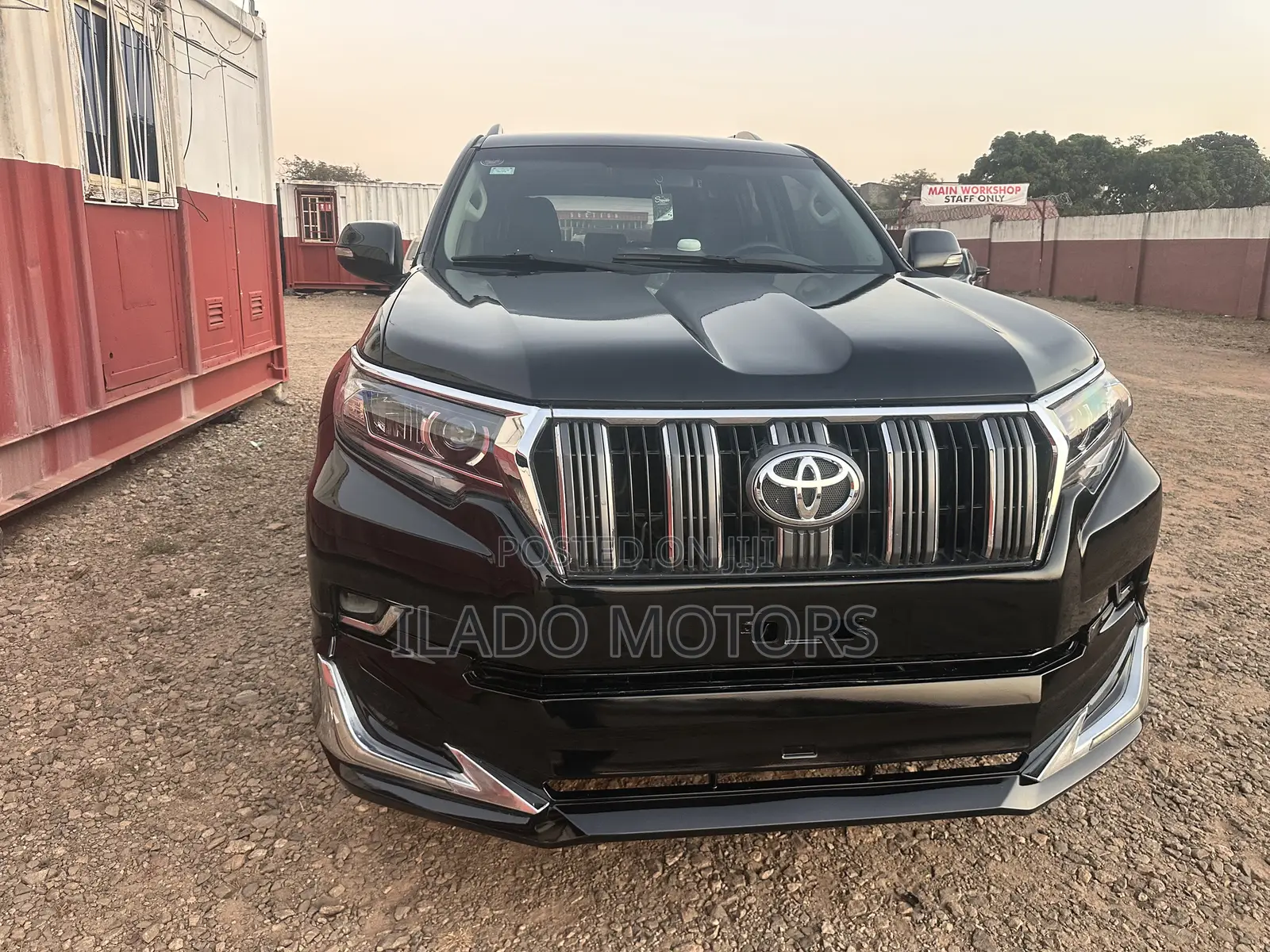 Toyota Land Cruiser Prado 2015 Black