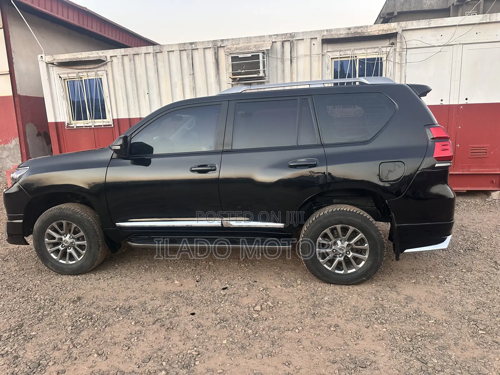 Toyota Land Cruiser Prado 2015 Black