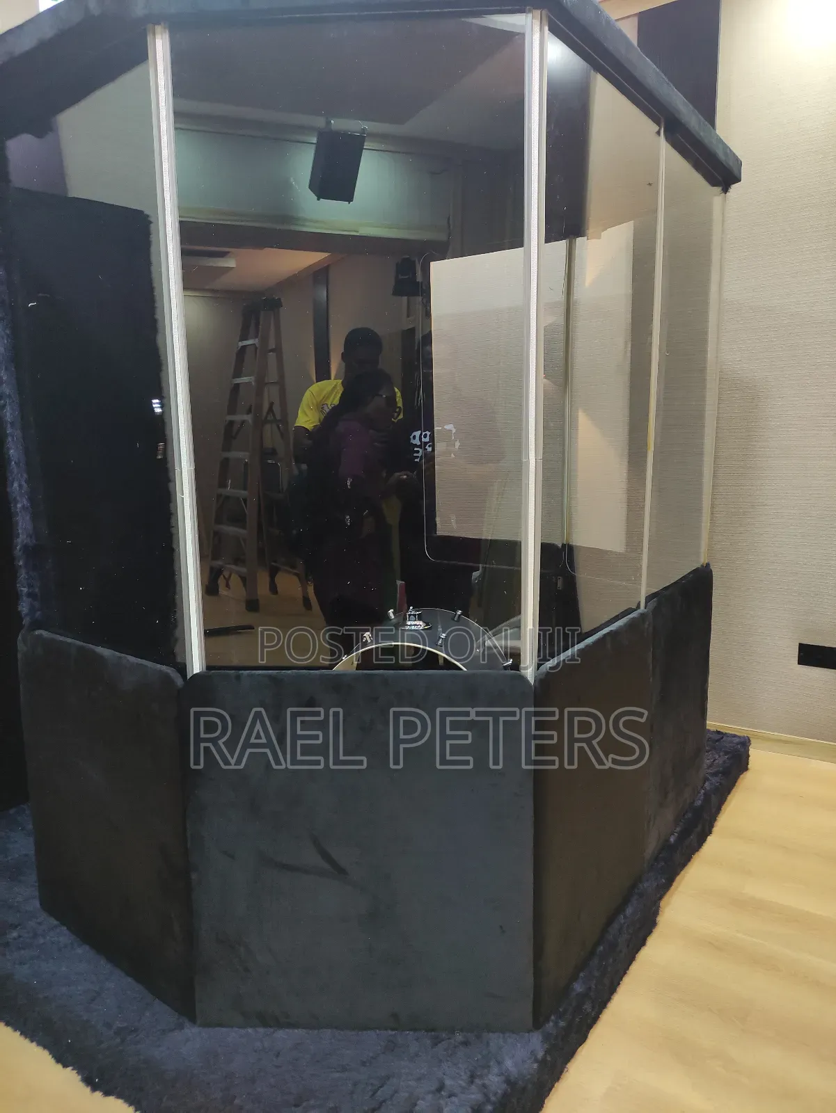 Varieties of Full Silencer Drum Shield Booth