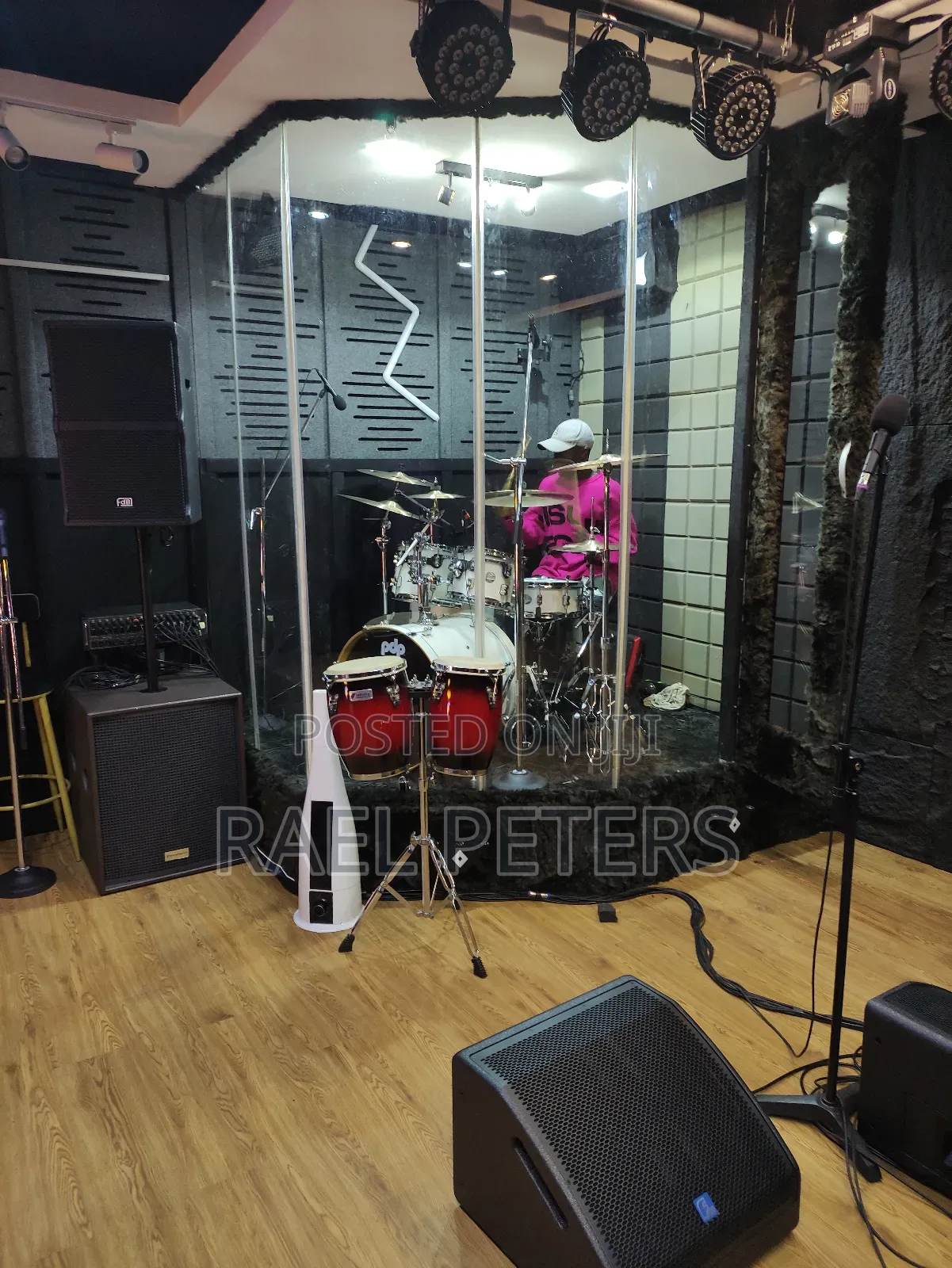 Varieties of Full Silencer Drum Shield Booth