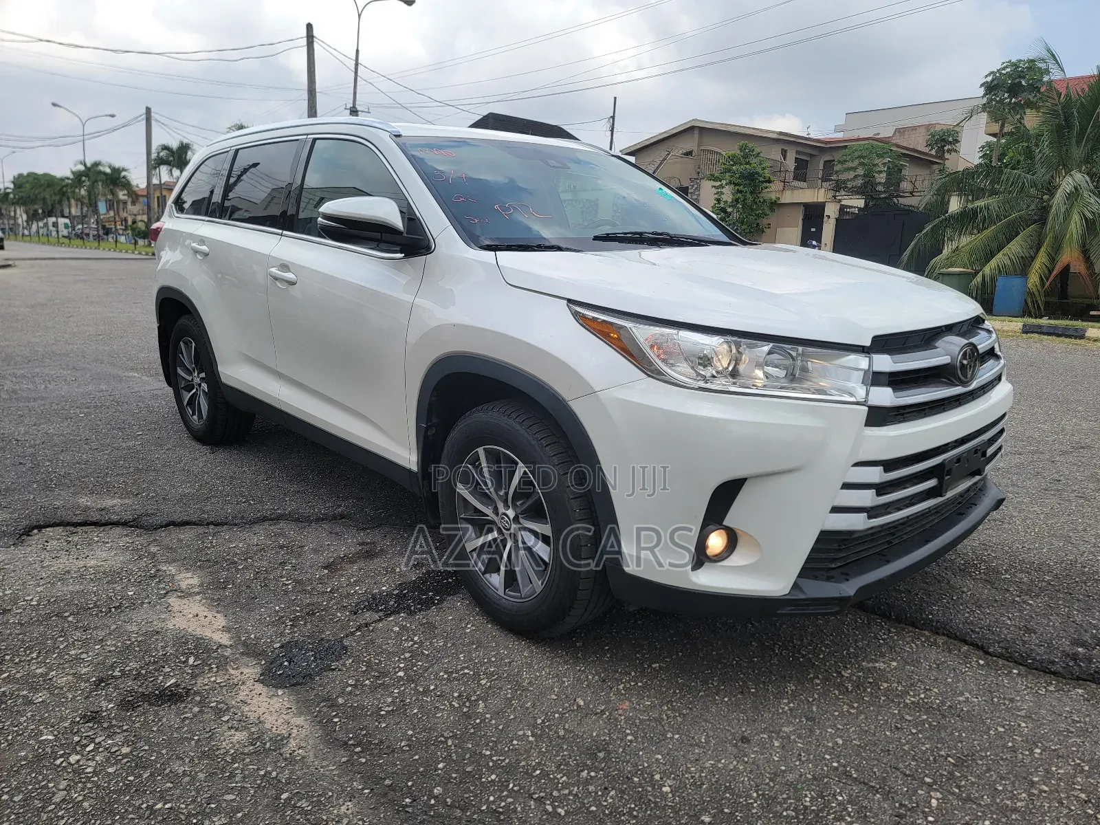 Toyota Highlander XLE 2019 Silver
