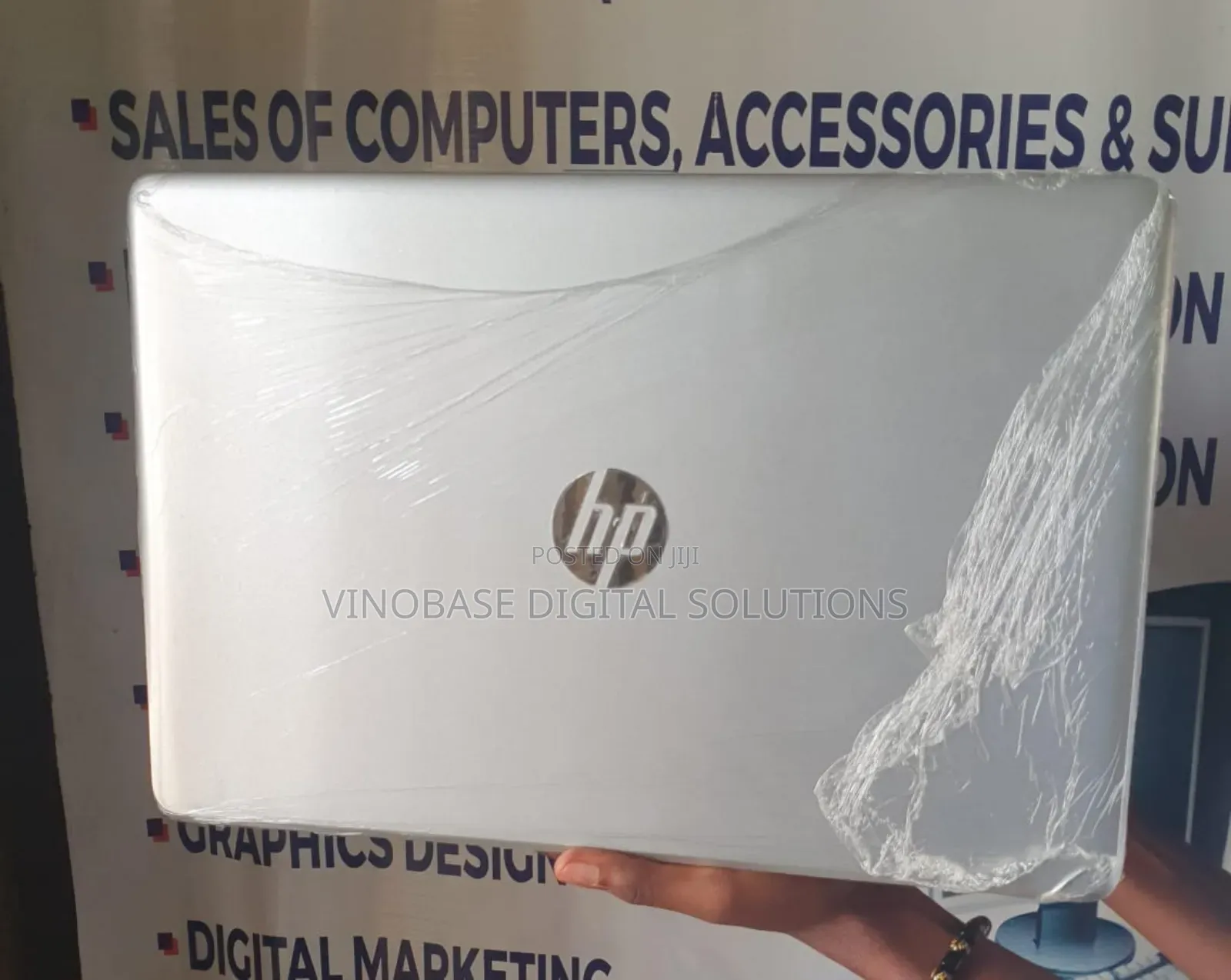 Laptop HP 250 G6 4GB Intel Core I5 HDD+SSD 320GB