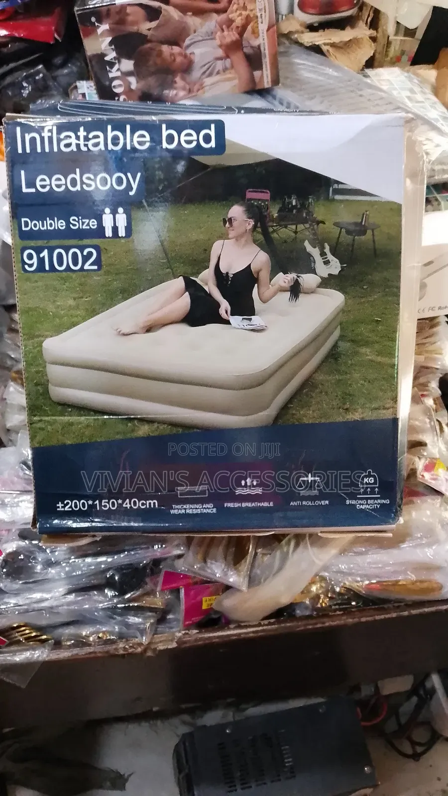 Double Queen Size Inflatable Air Mattress With Built-in Pump.