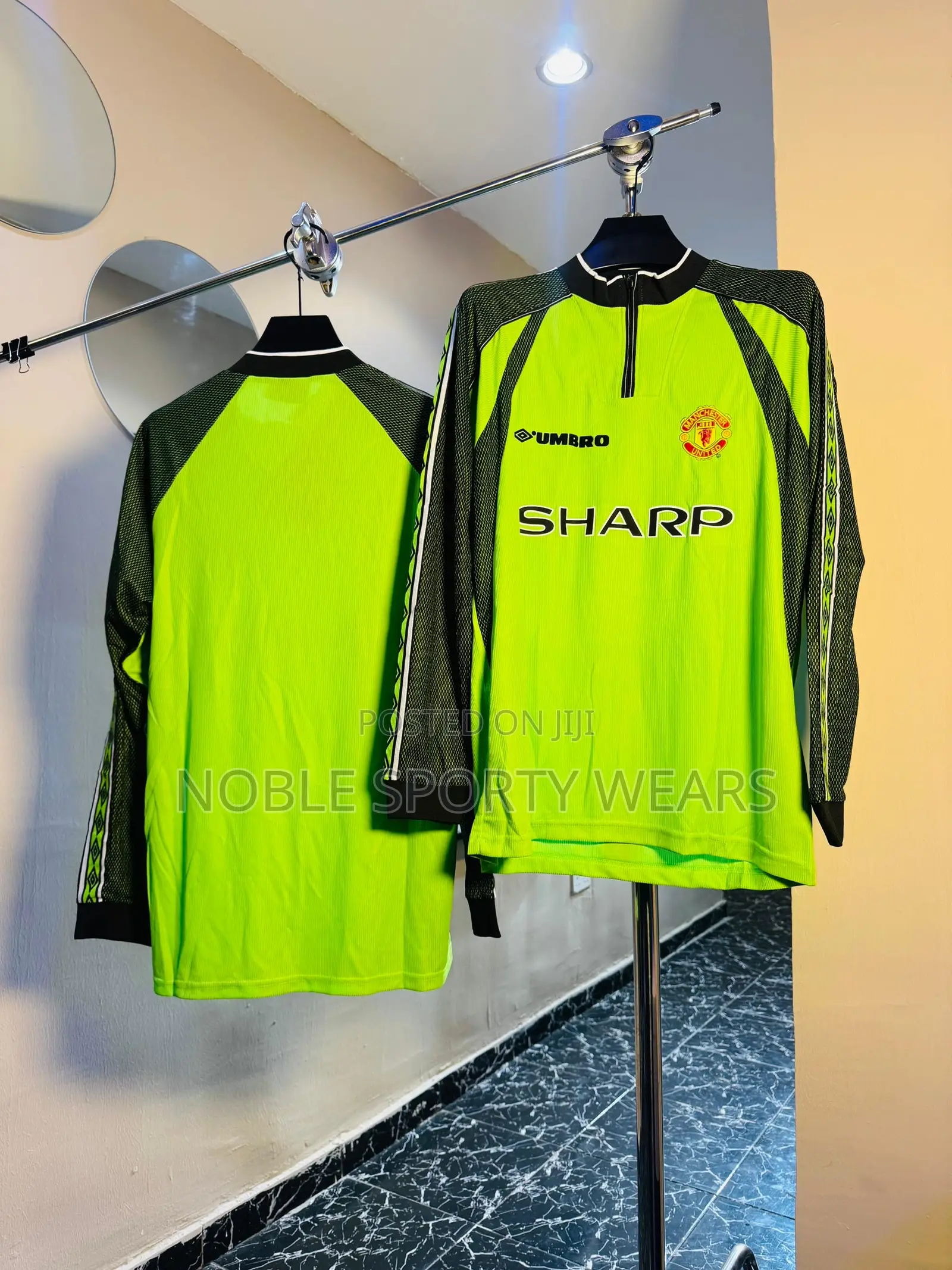 Manchester United Green Retro Long Sleeve