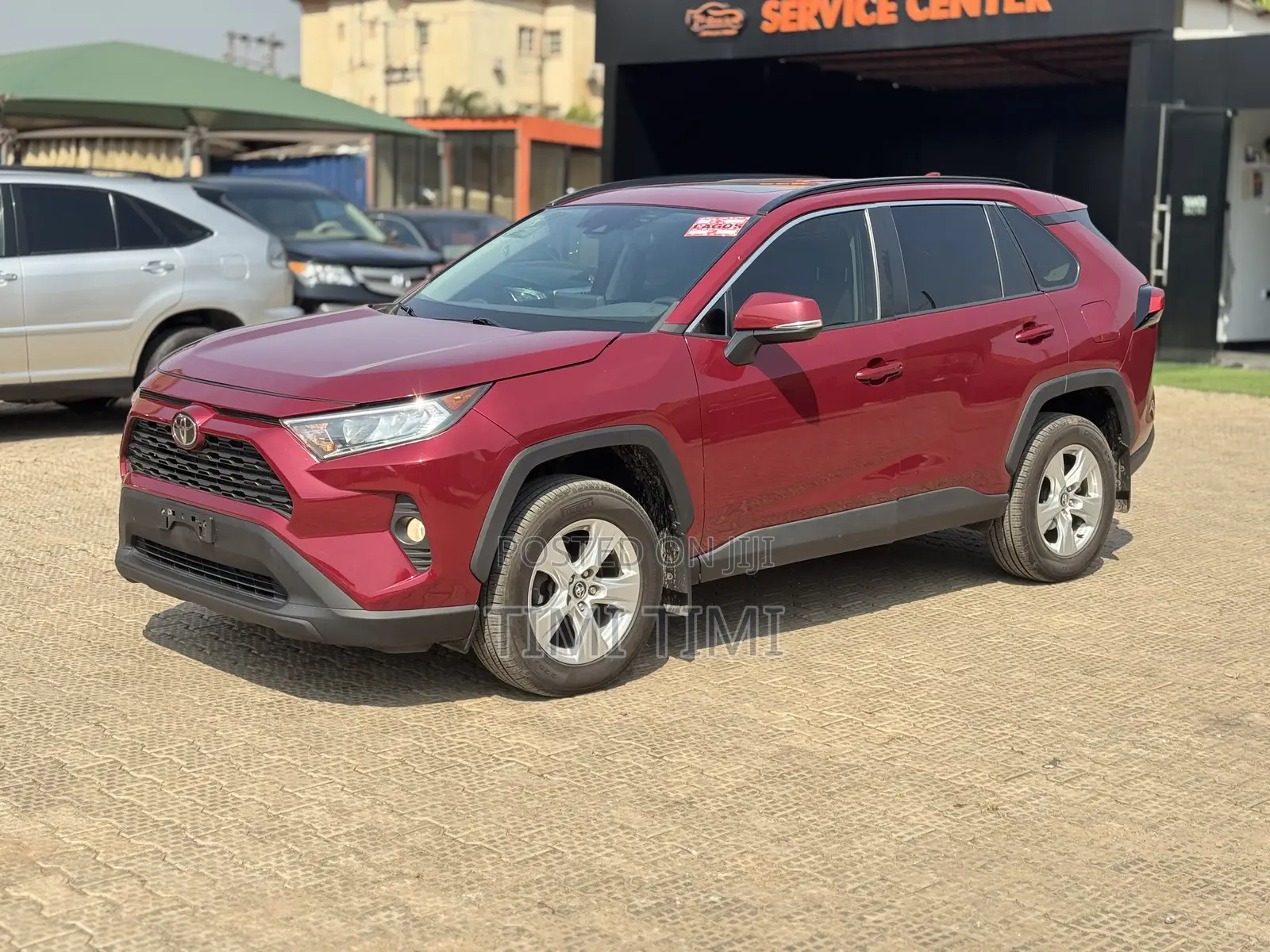 Toyota RAV4 XLE AWD 2020 Burgundy