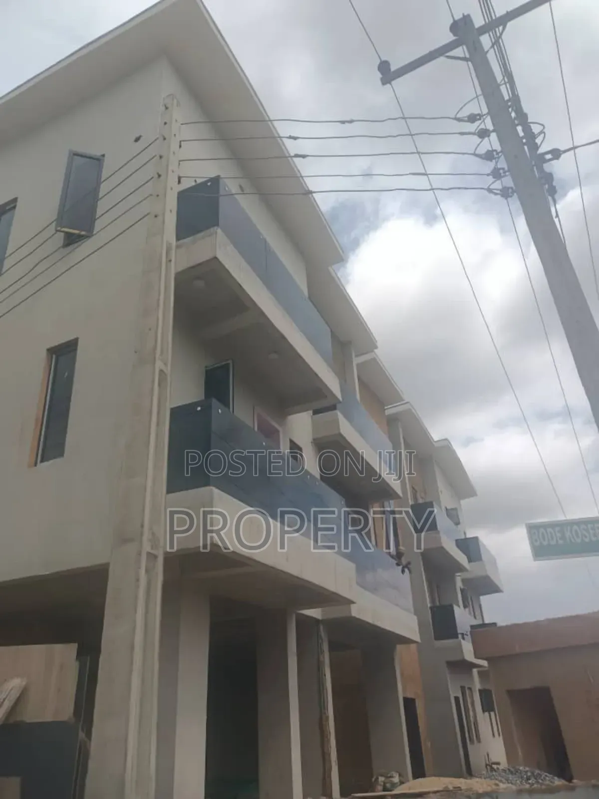 3bdrm Apartment in Opebi for sale